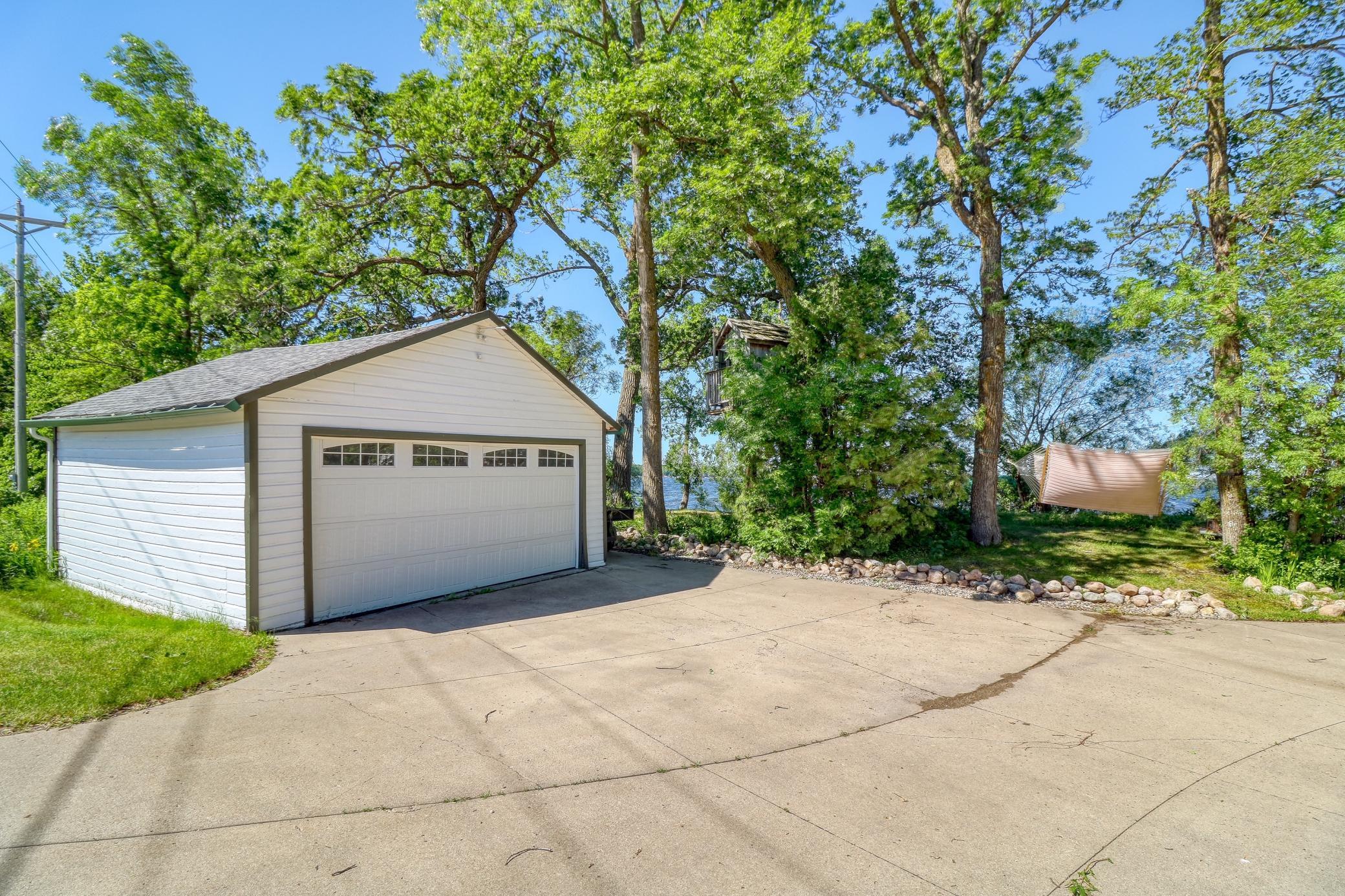 1812 E Shore Drive