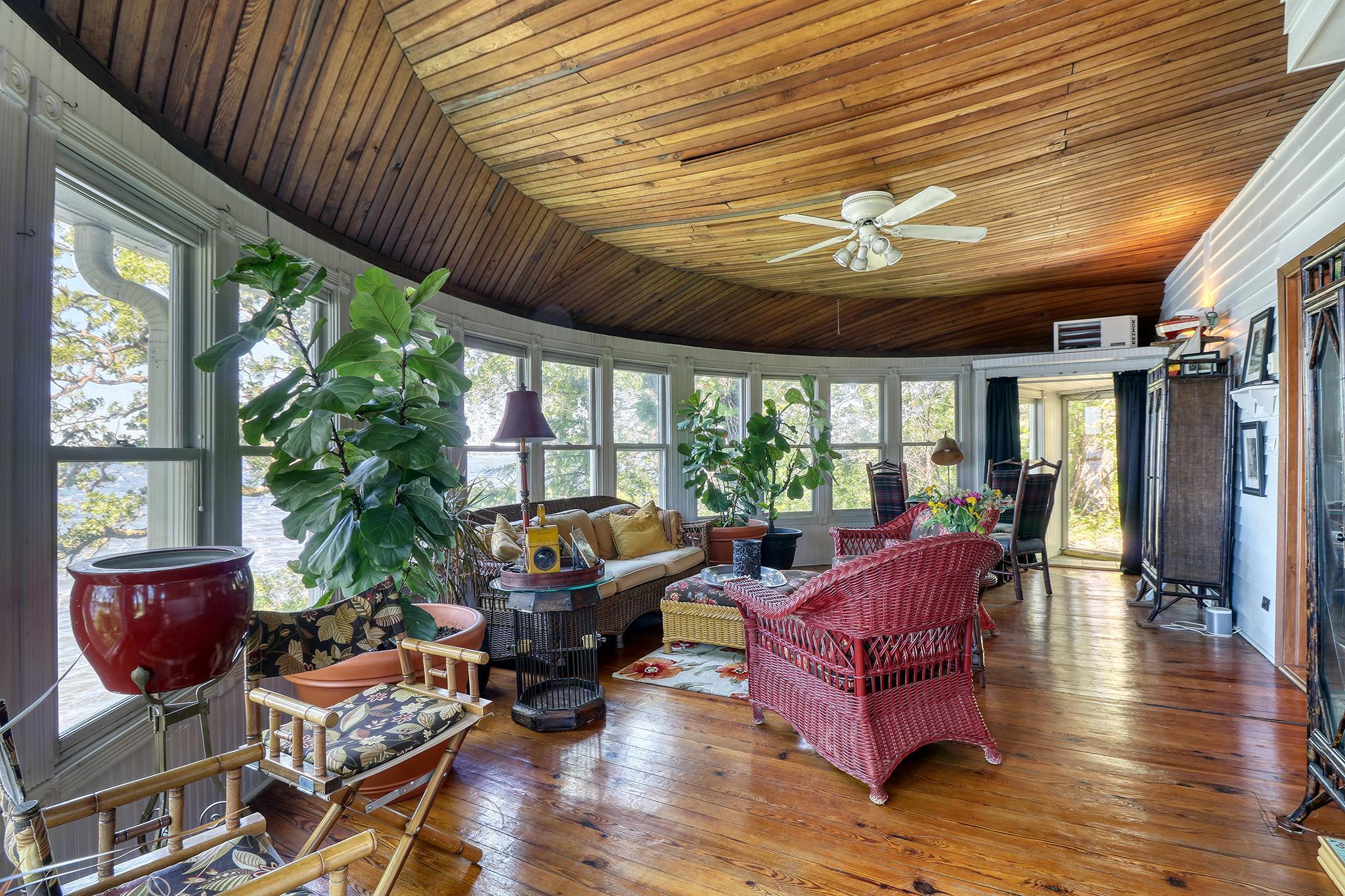 1812 E Shore Drive