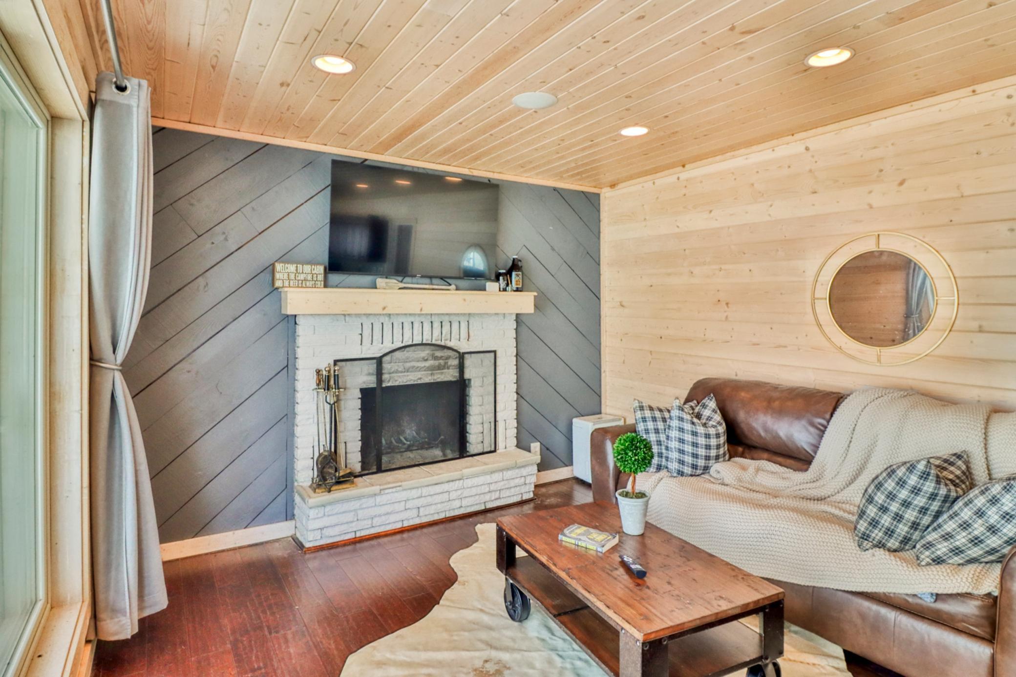 50412 Anderson Beach Trail