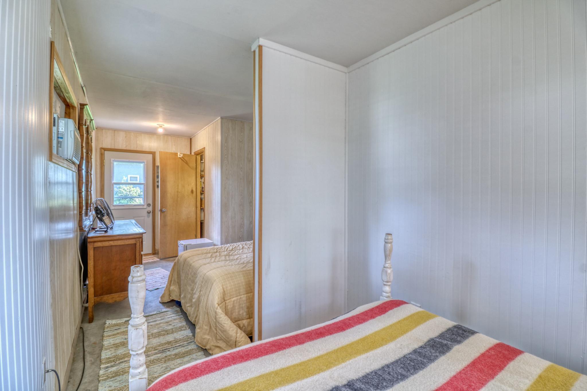 51256 County Highway 9
