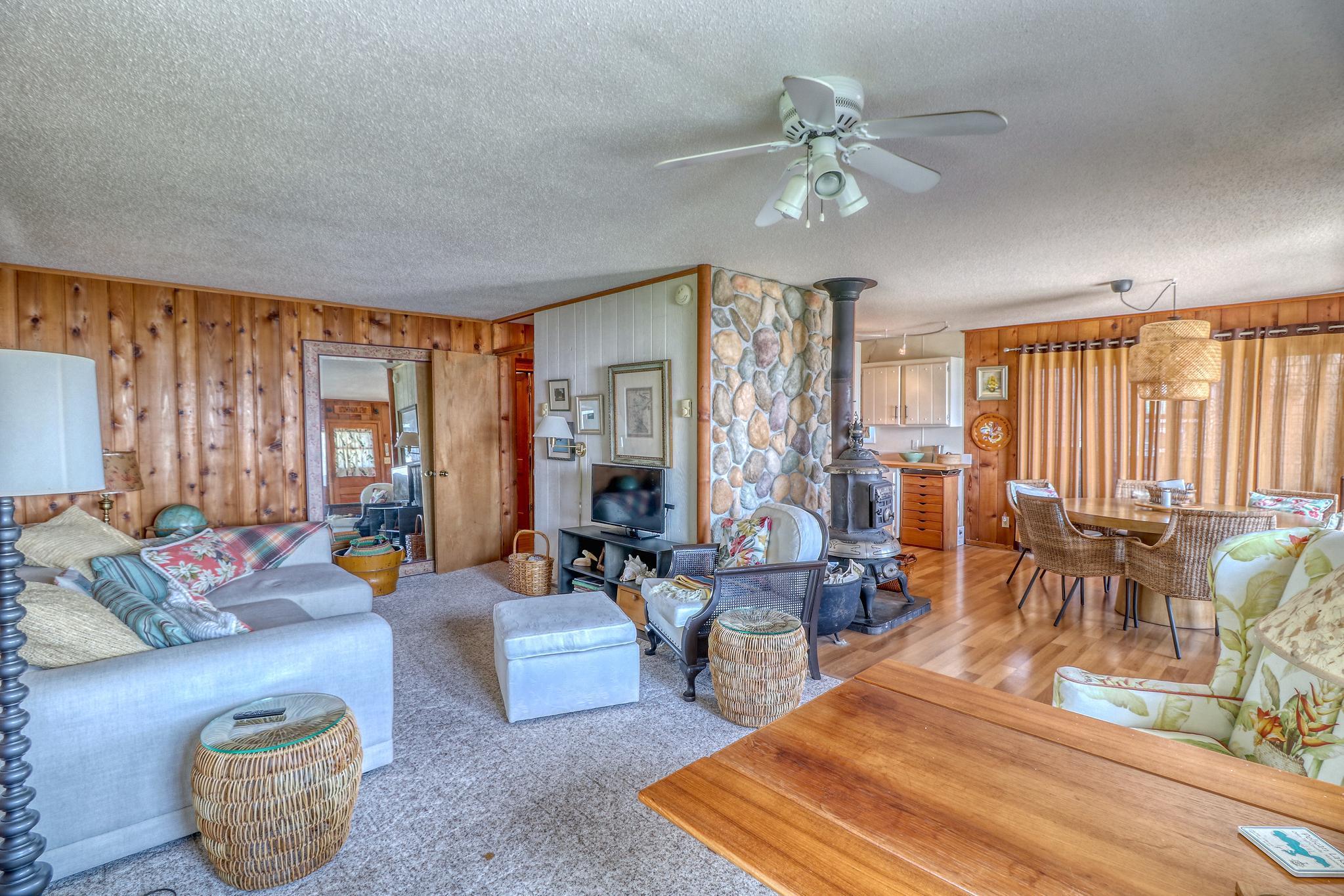51256 County Highway 9