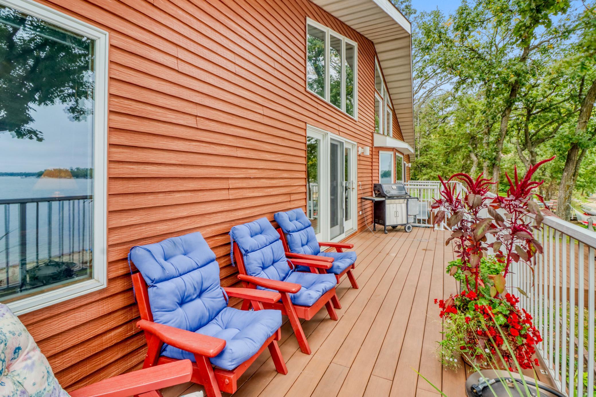 23093 Roosevelt Beach Lane