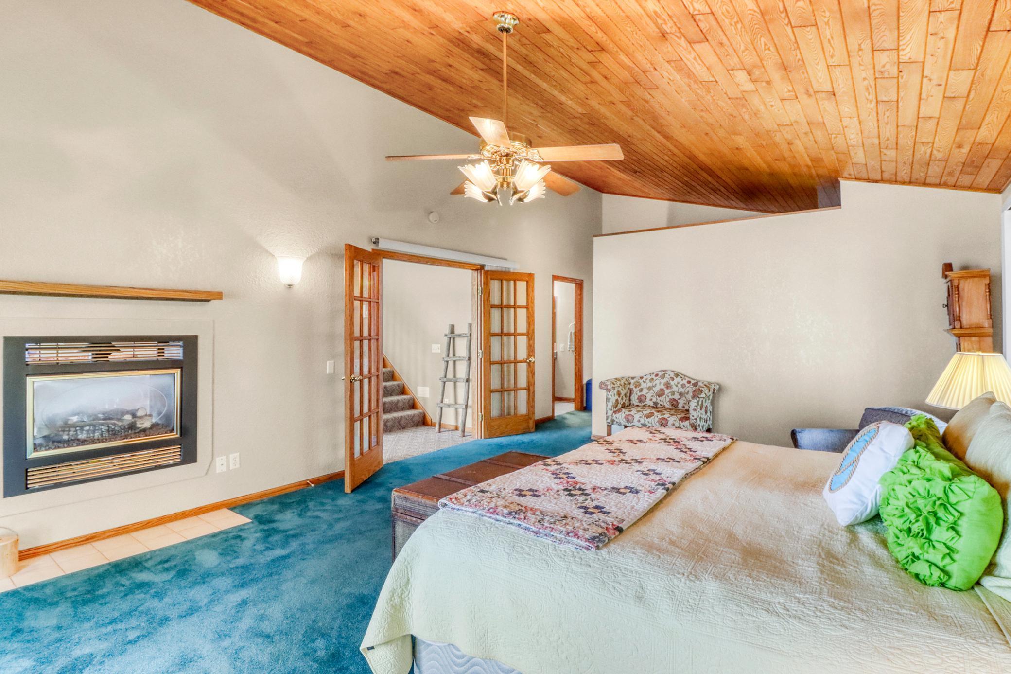 23093 Roosevelt Beach Lane