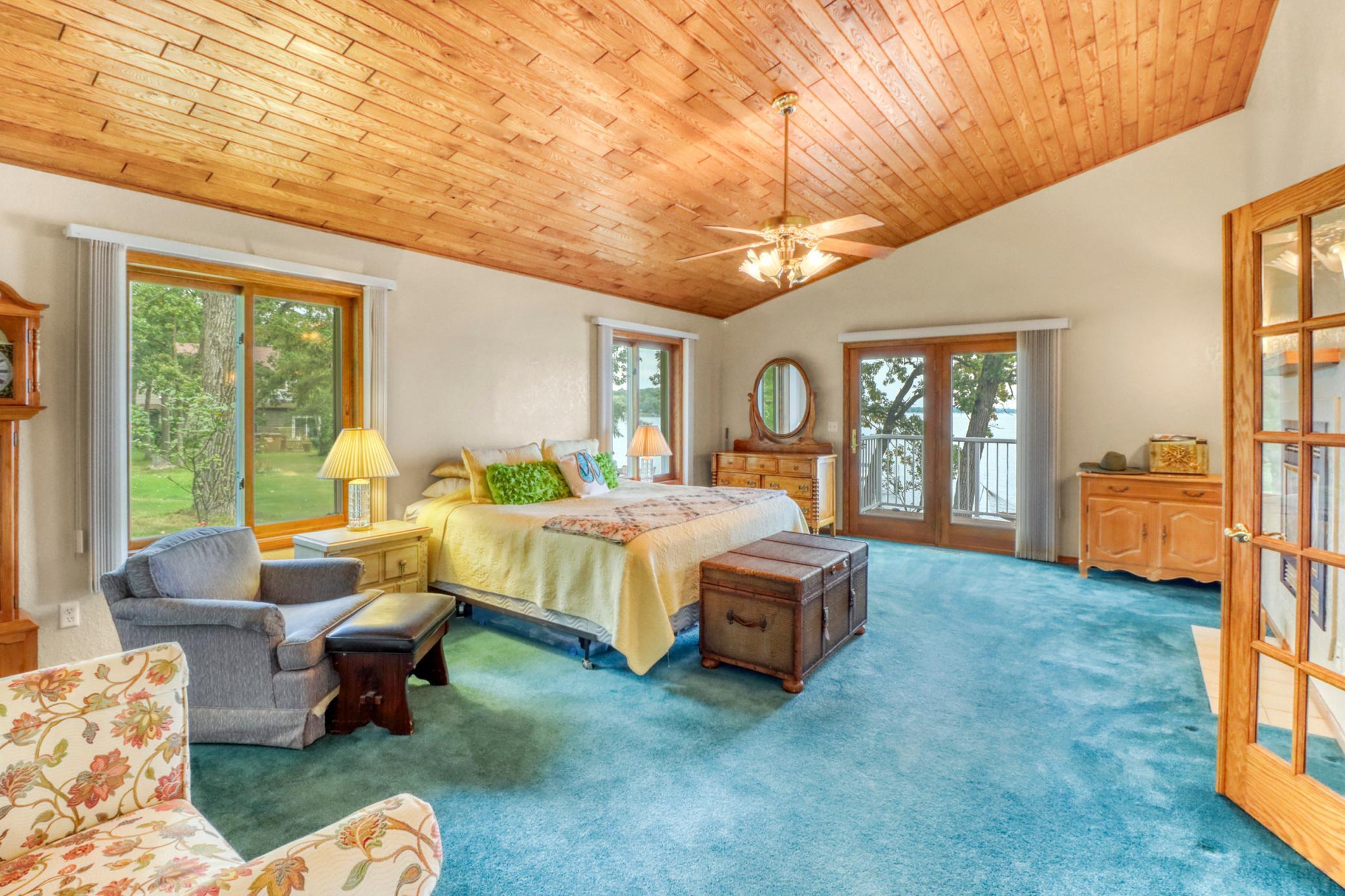 23093 Roosevelt Beach Lane