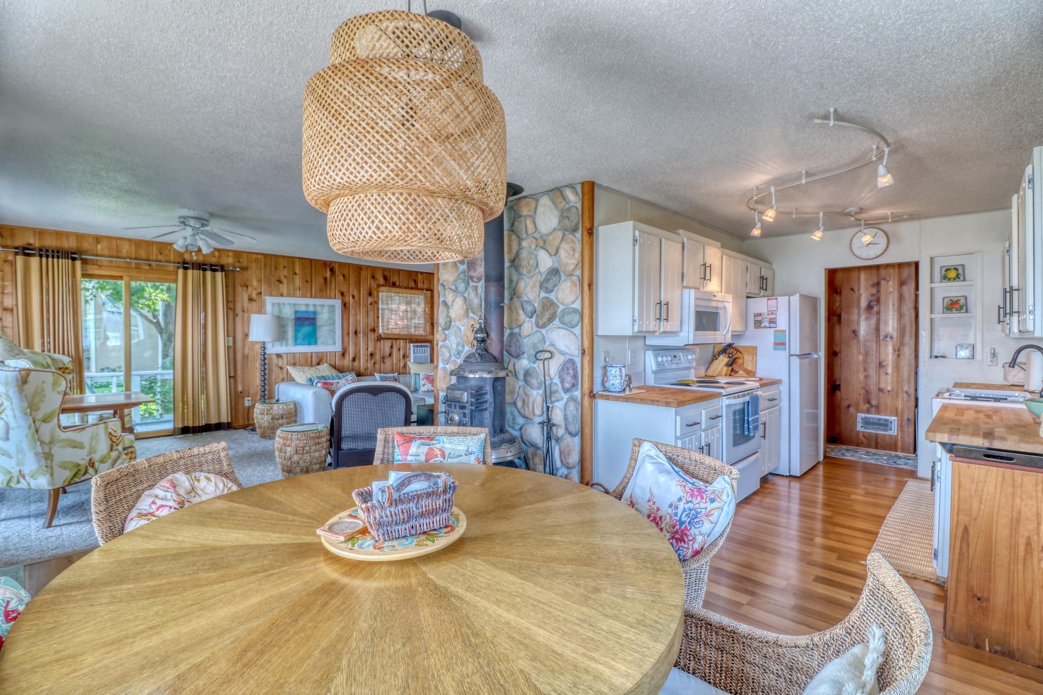 51256 County Highway 9