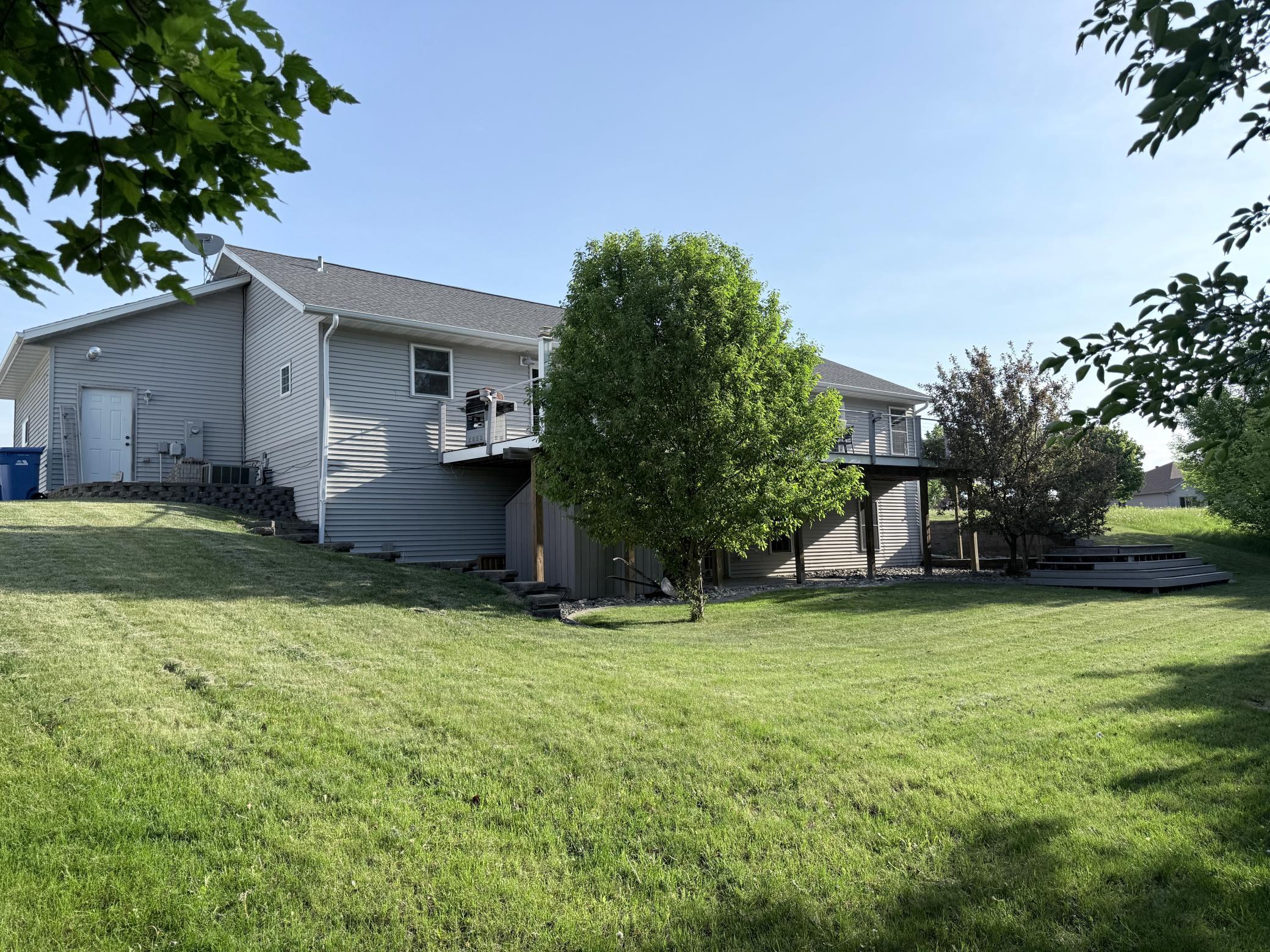 2317 Hillcrest Lane