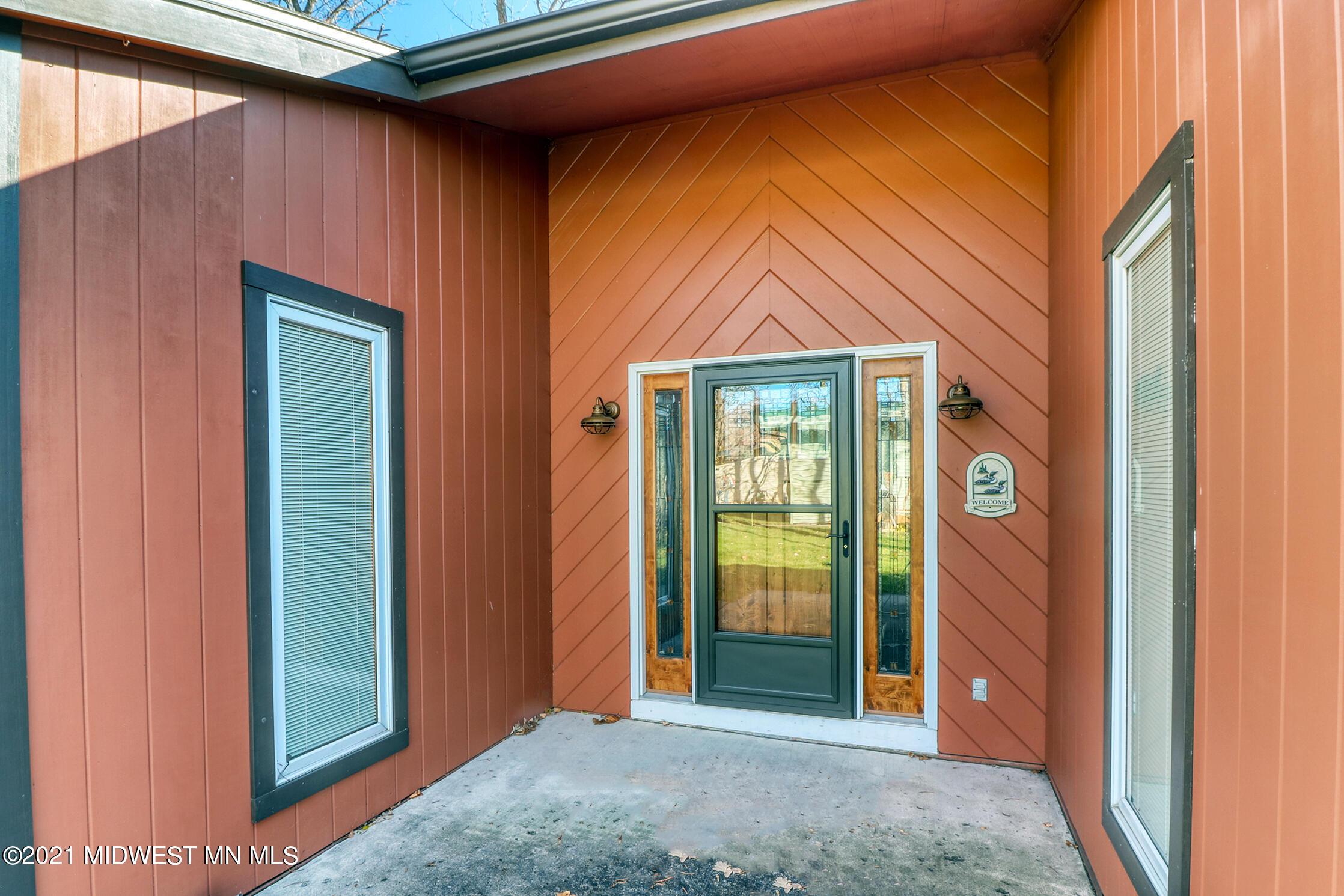 51216 Pelican Point Drive