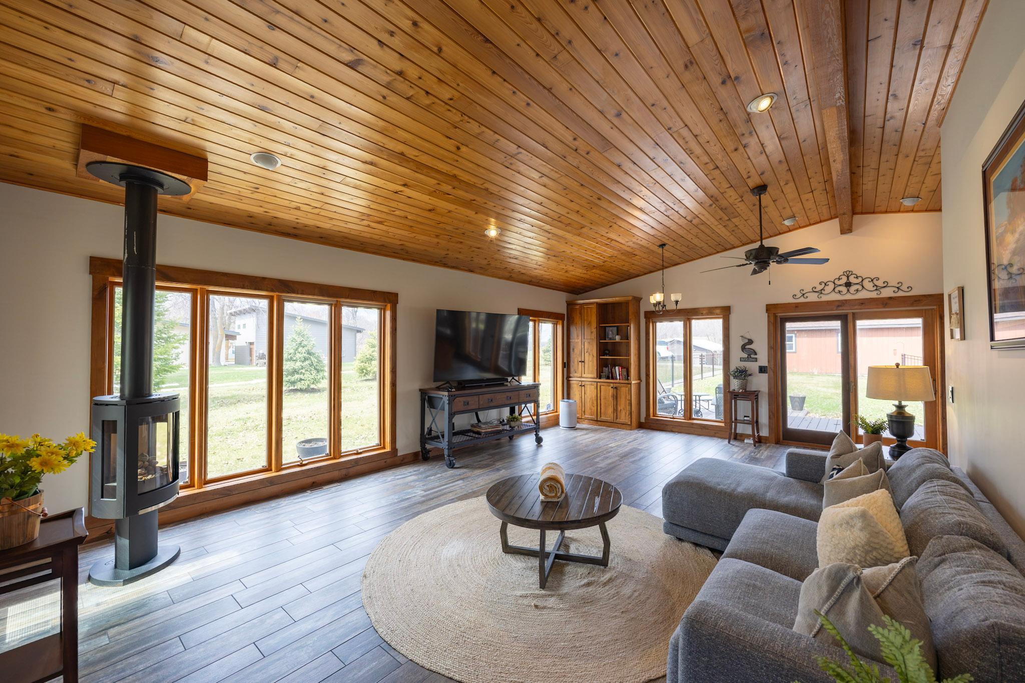 51216 Pelican Point Drive