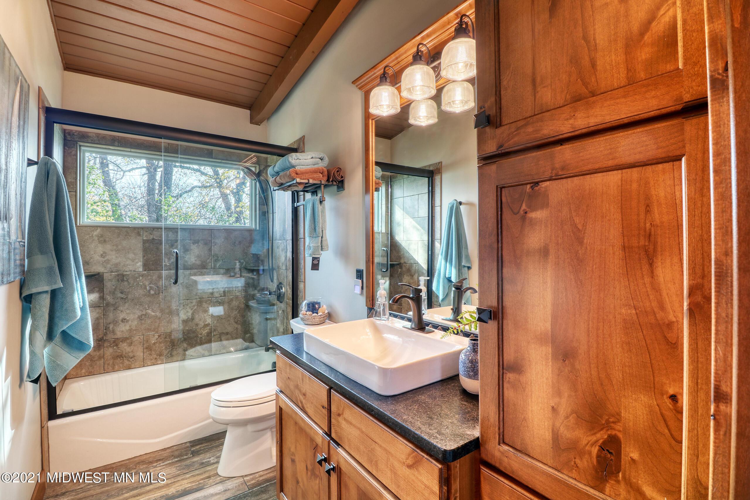 51216 Pelican Point Drive