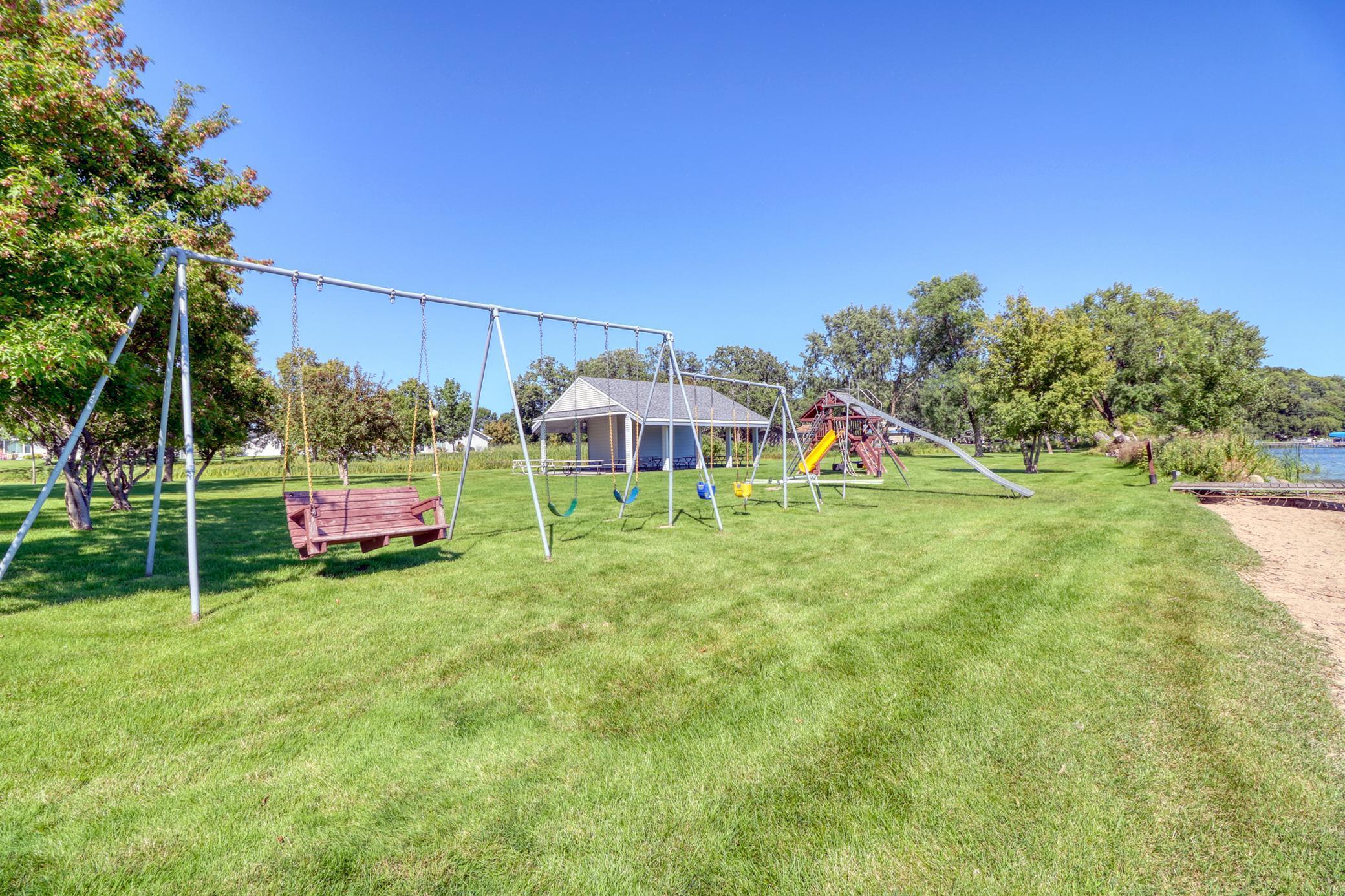 22710 Dunvilla Drive Unit: 6