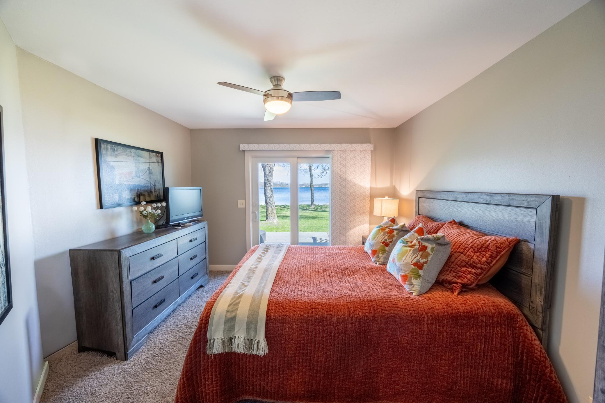 22710 Dunvilla Drive Unit: 6