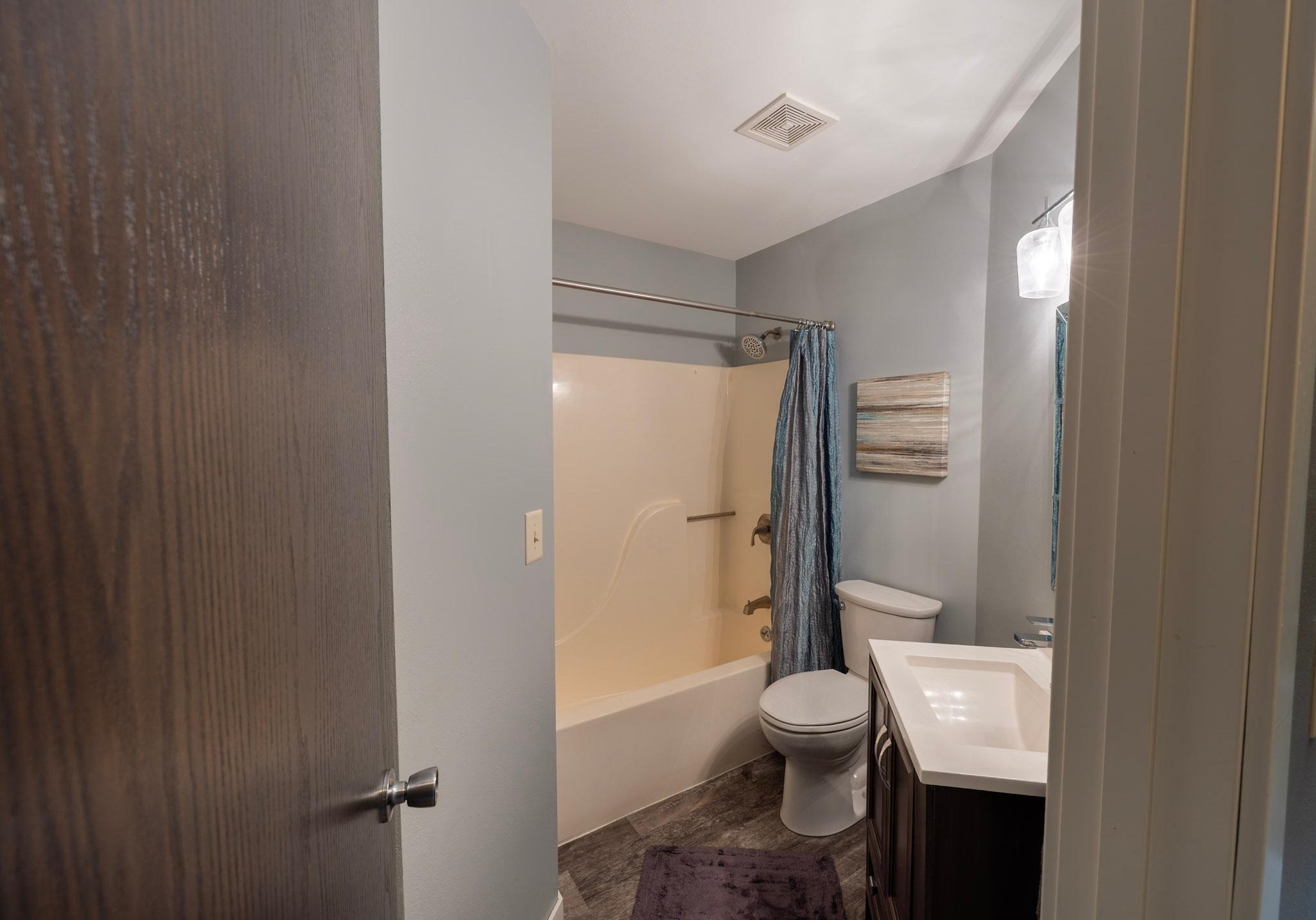 22710 Dunvilla Drive Unit: 6