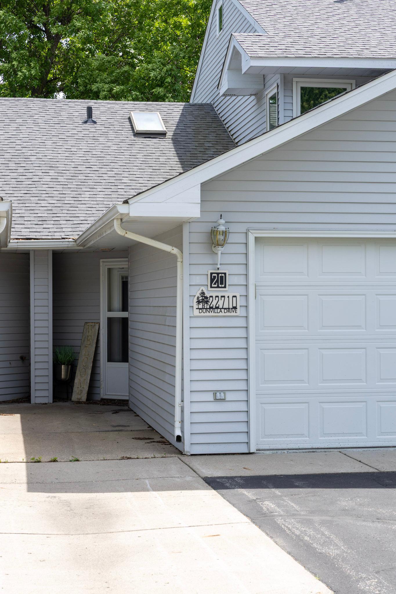 22710 Dunvilla Drive Unit: 6