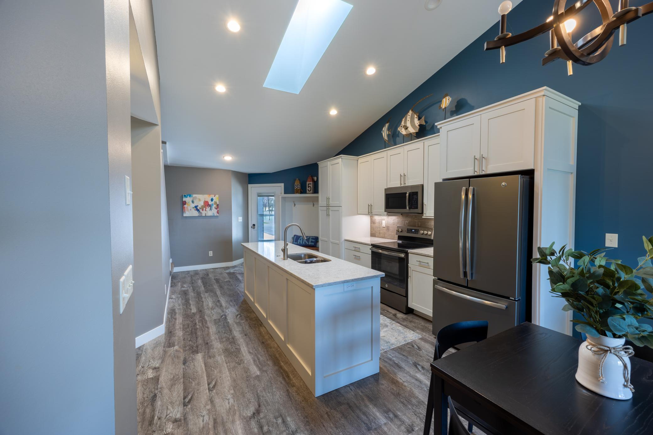 22710 Dunvilla Drive Unit: 6