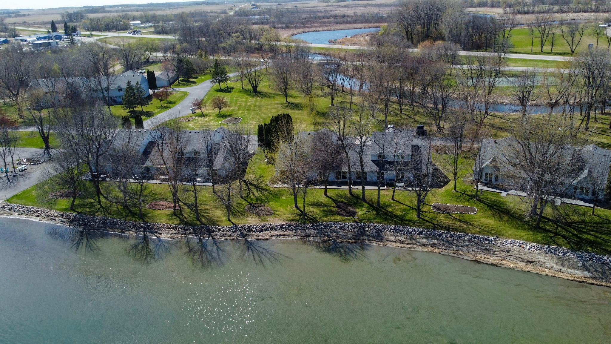 22710 Dunvilla Drive Unit: 6