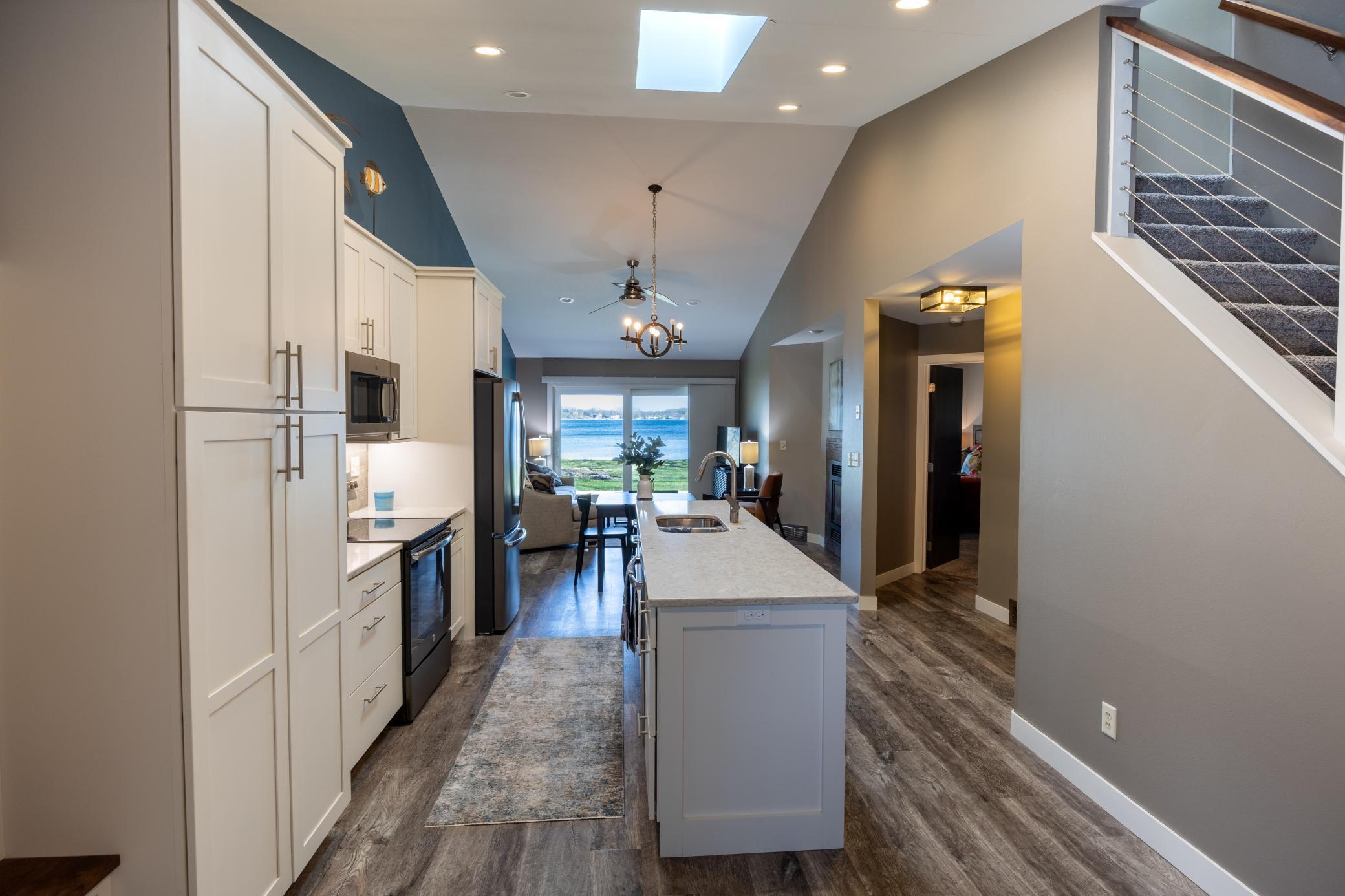 22710 Dunvilla Drive Unit: 6