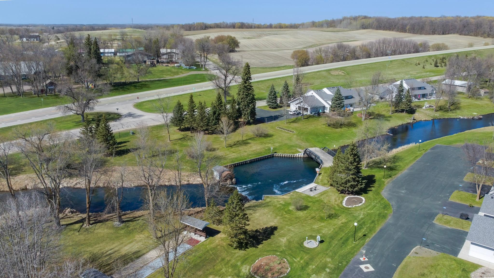 22710 Dunvilla Drive Unit: 6