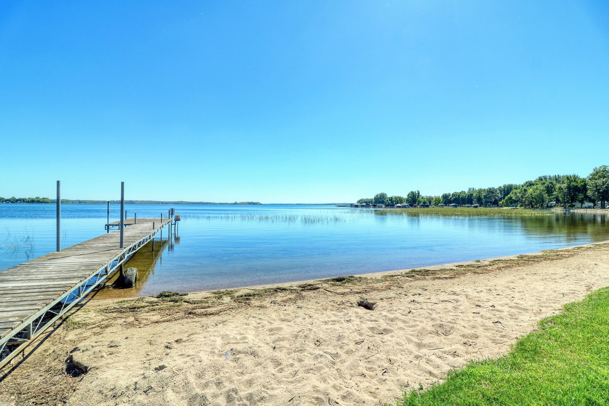 22710 Dunvilla Drive Unit: 6