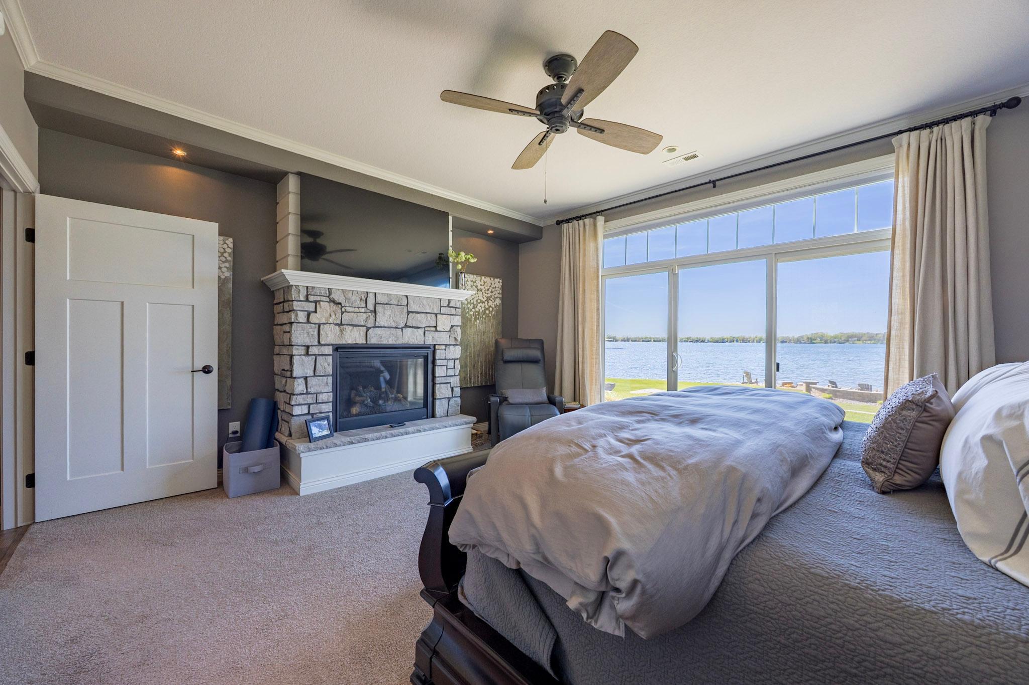 298 Shorewood Drive