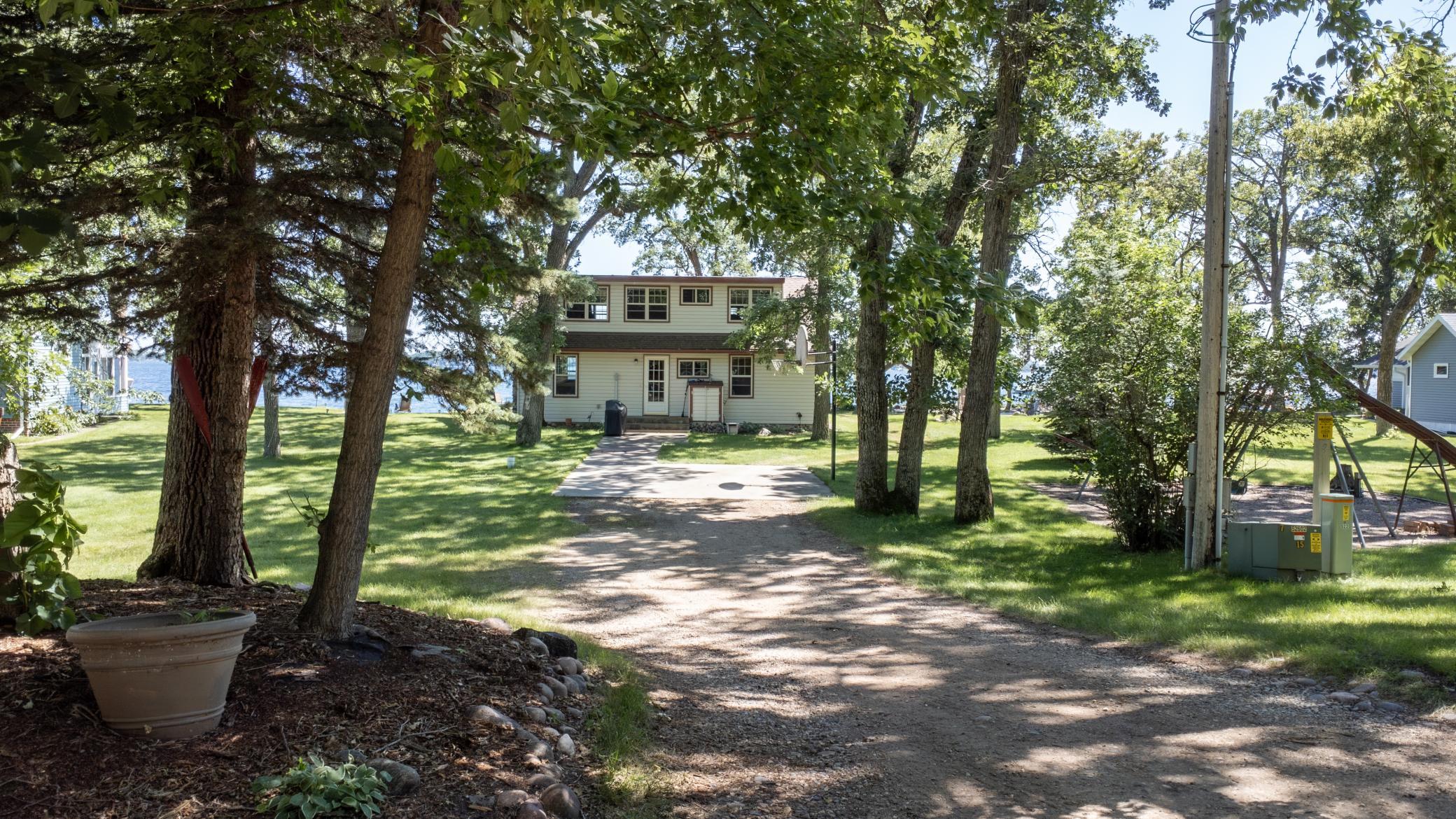 22548 Senns Beach Drive