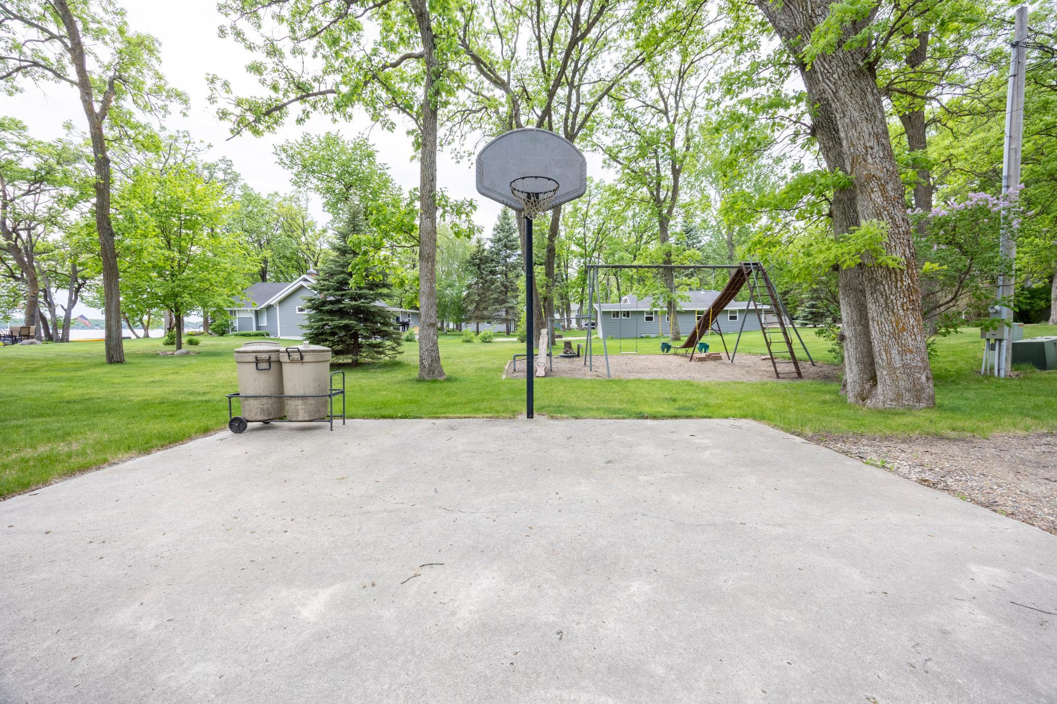 22548 Senns Beach Drive