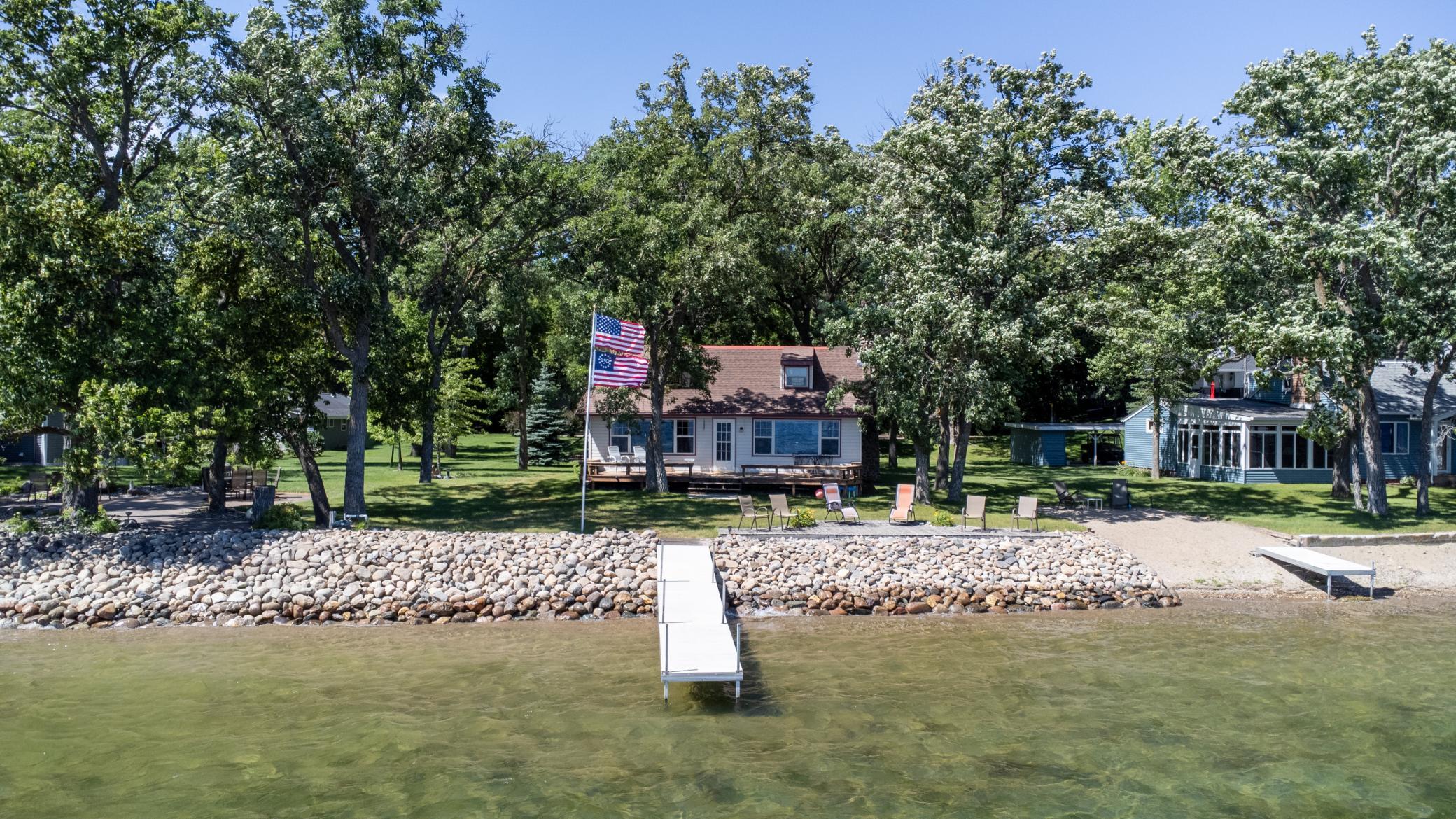 22548 Senns Beach Drive