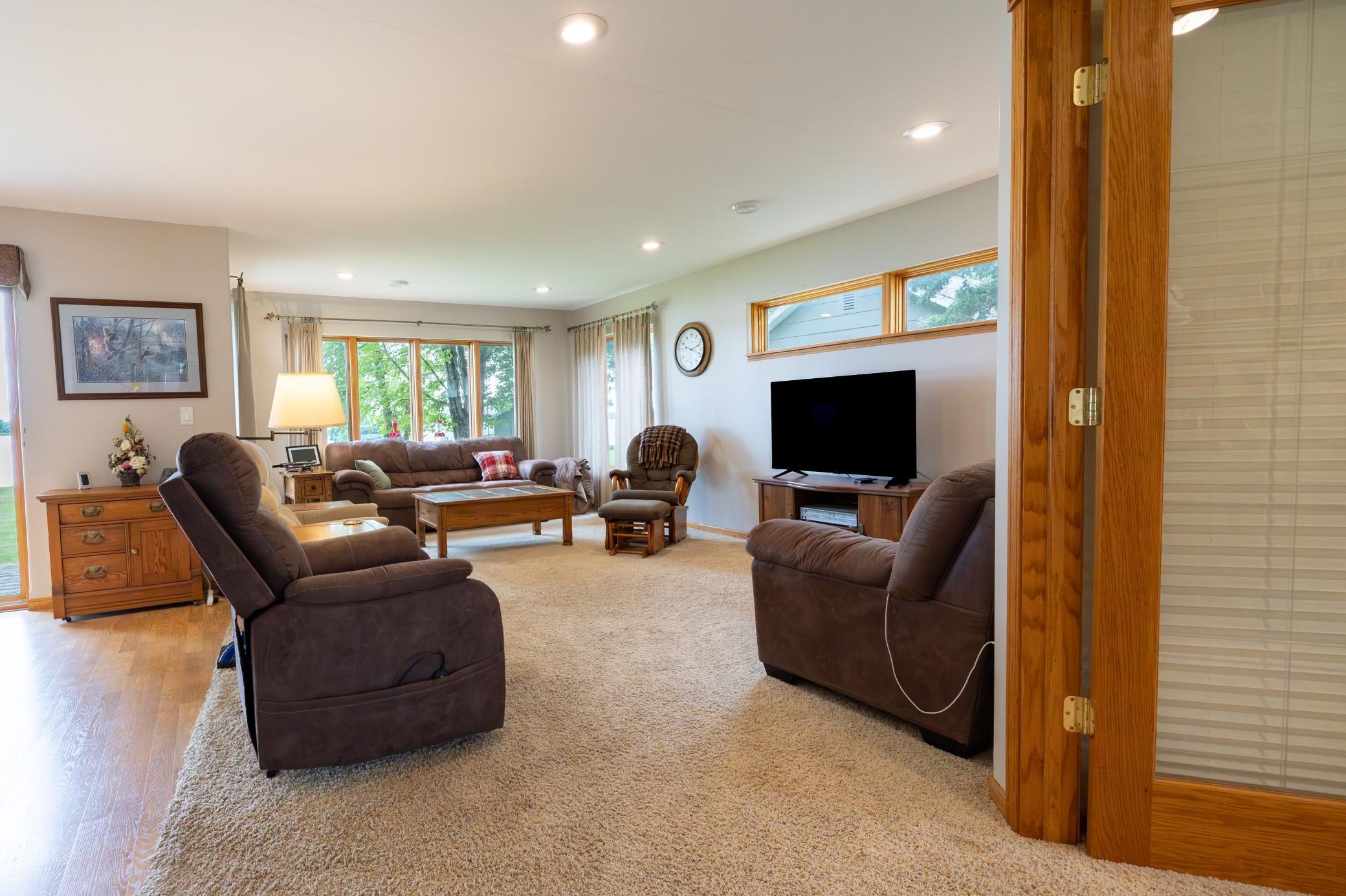 44114 Outlet Beach Road