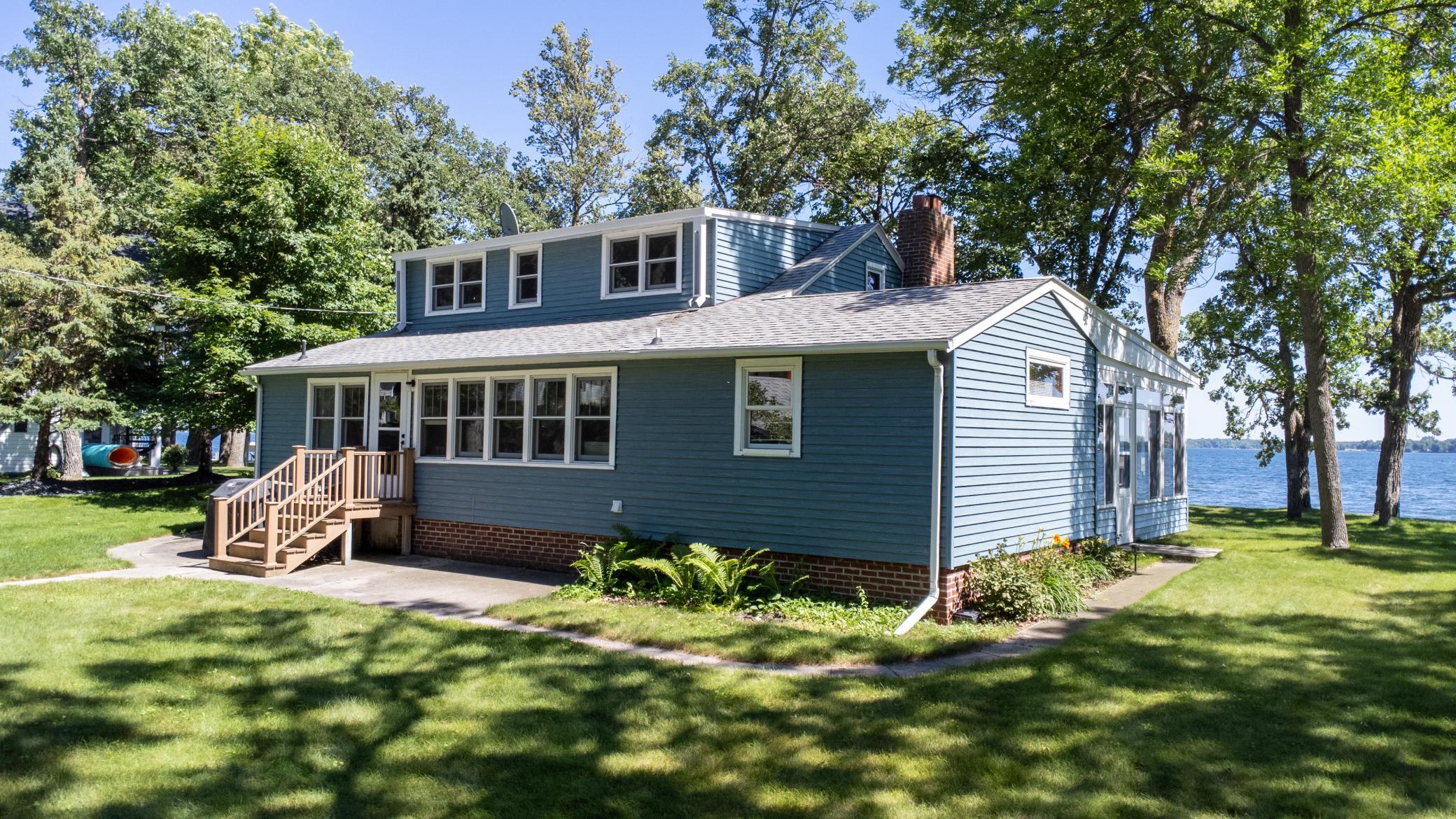22558 Senns Beach Drive