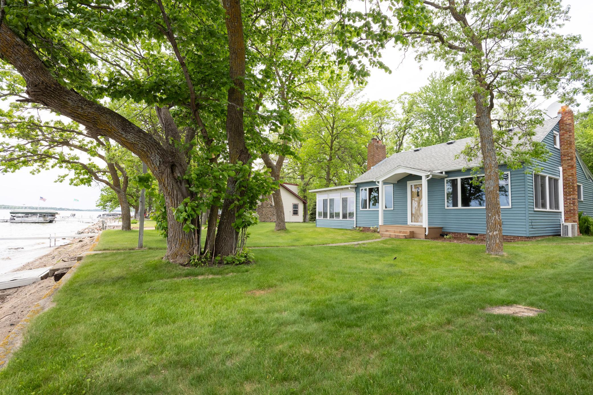 22558 Senns Beach Drive