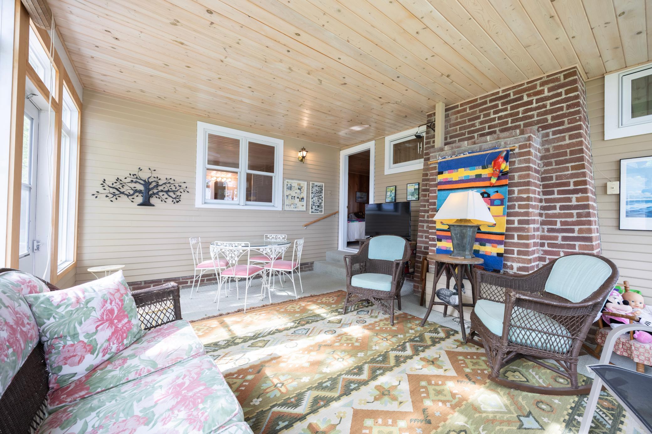 22558 Senns Beach Drive