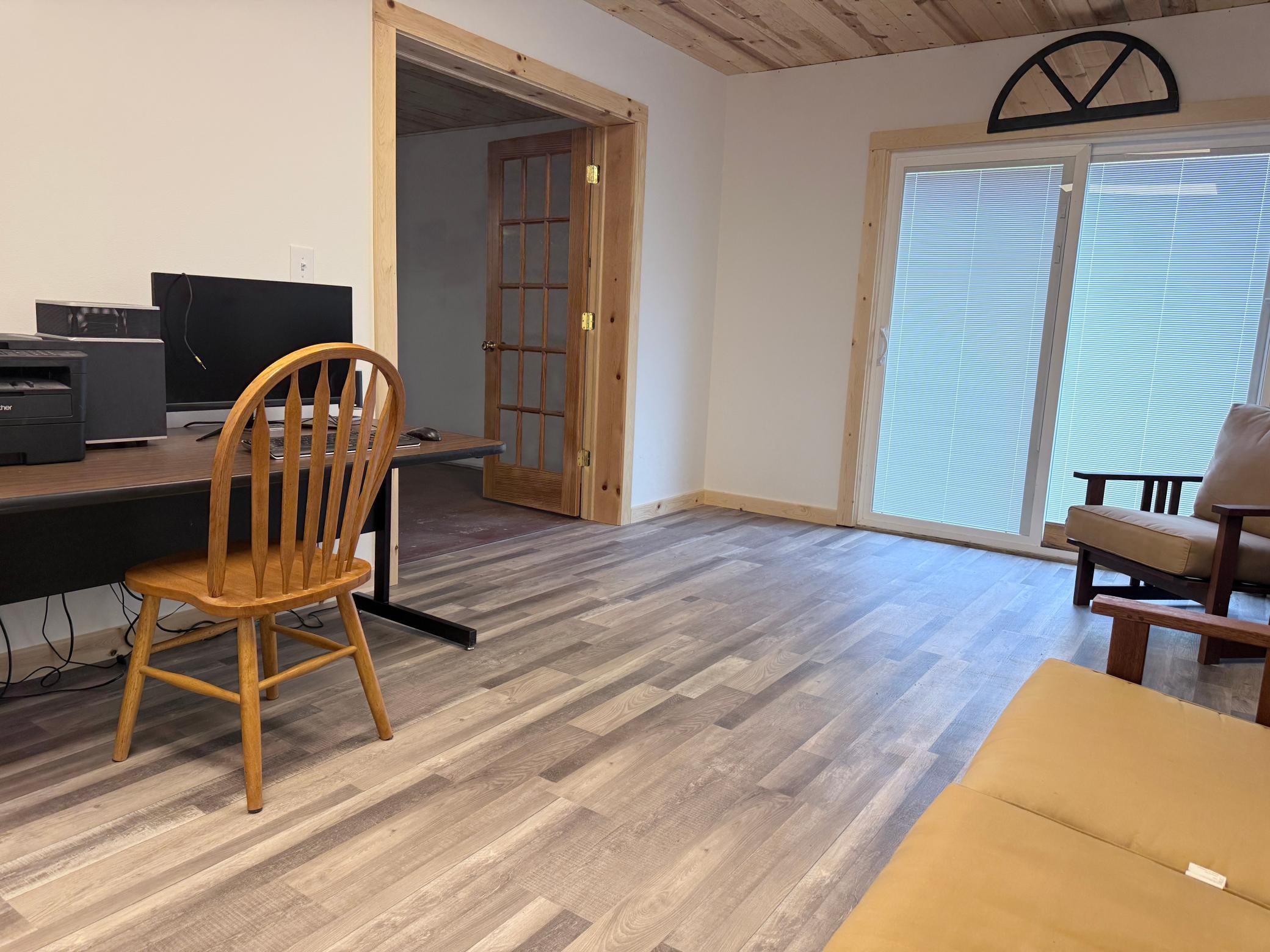 618 Main Street W