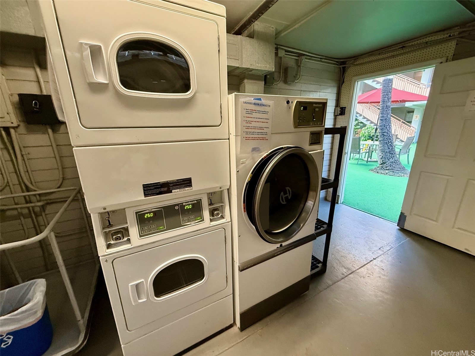 417 Nohonani Street 102