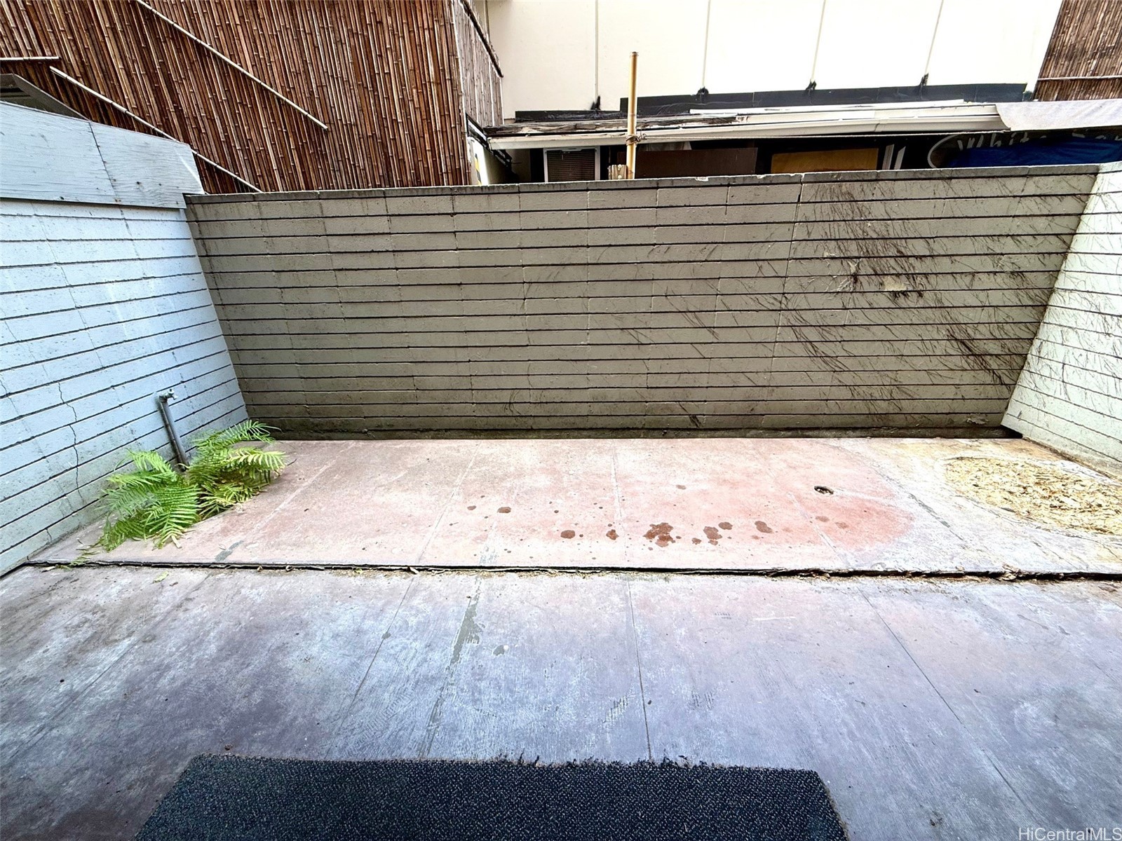 417 Nohonani Street 102