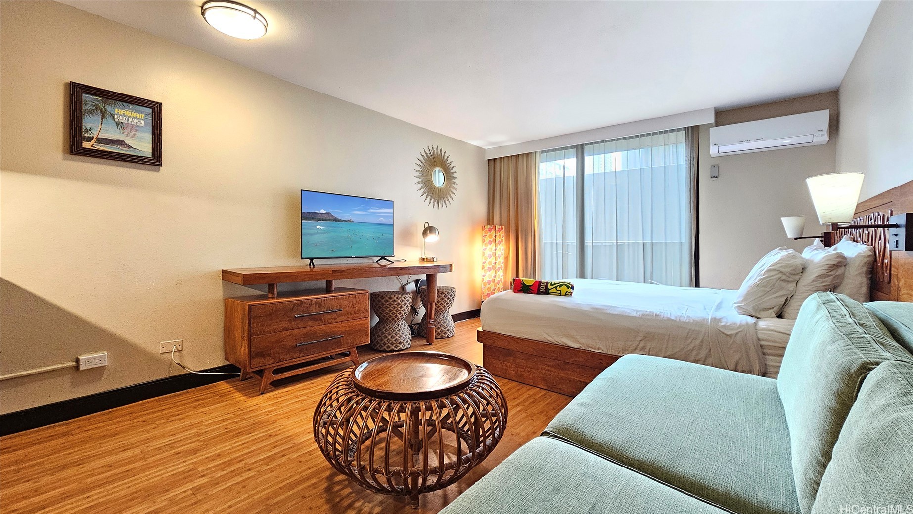 2425 Kuhio Avenue 502