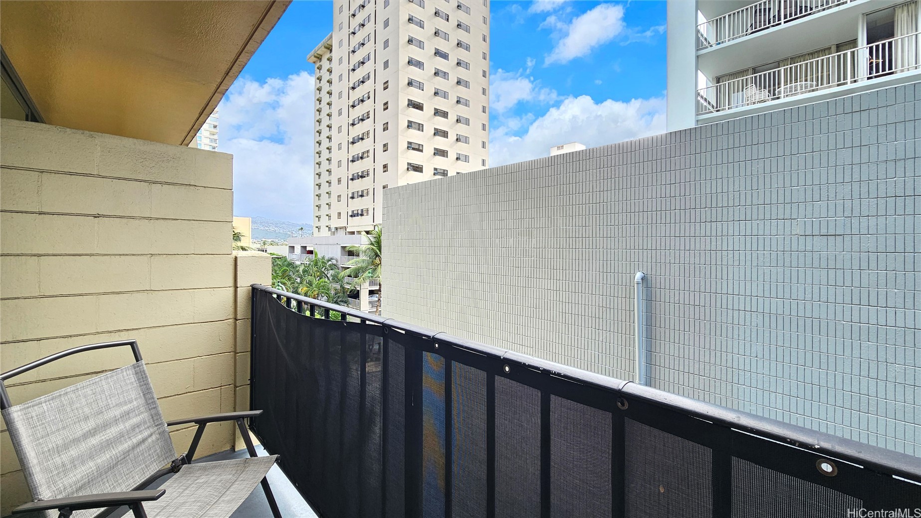 2425 Kuhio Avenue 502