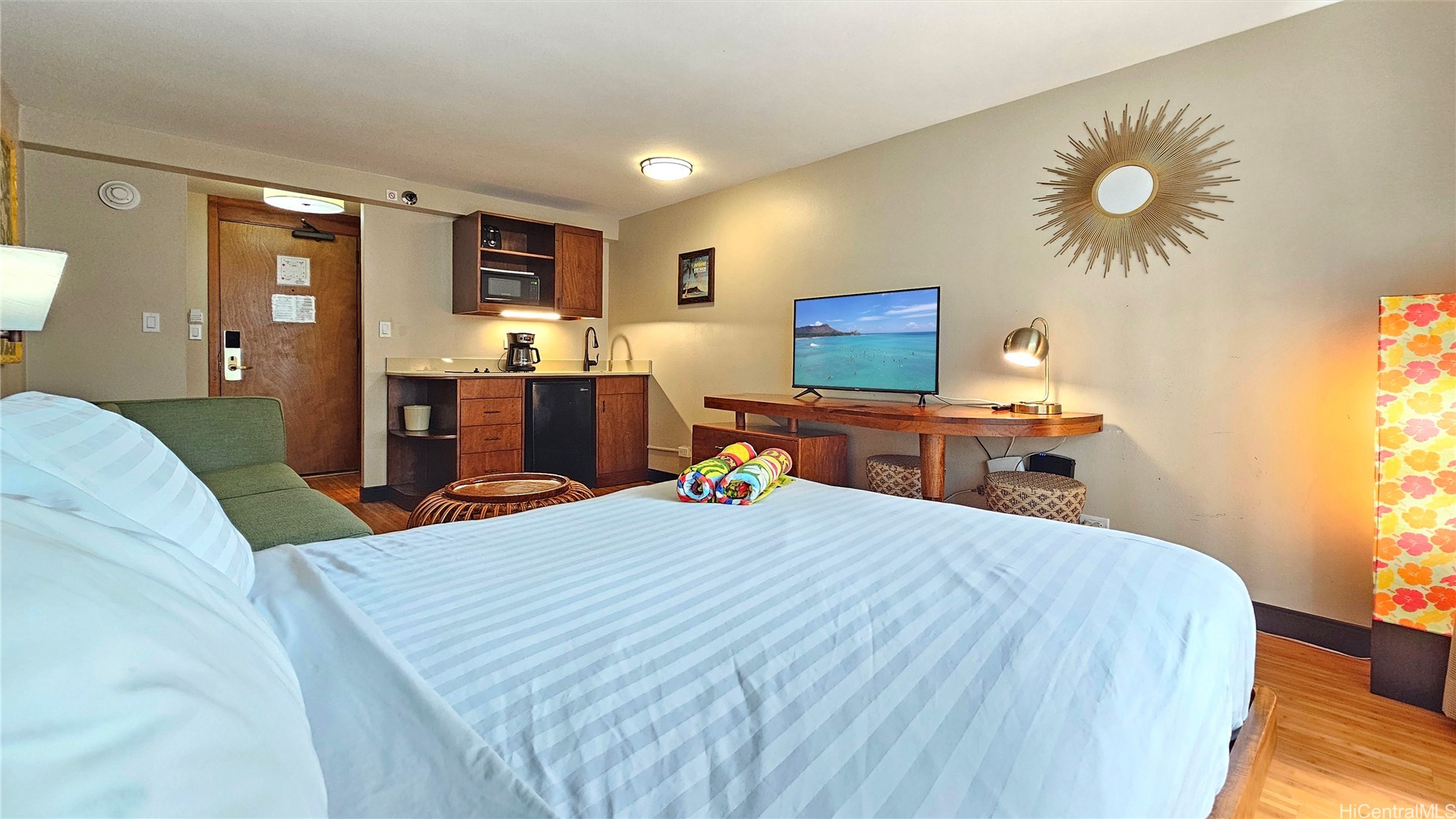 2425 Kuhio Avenue 502