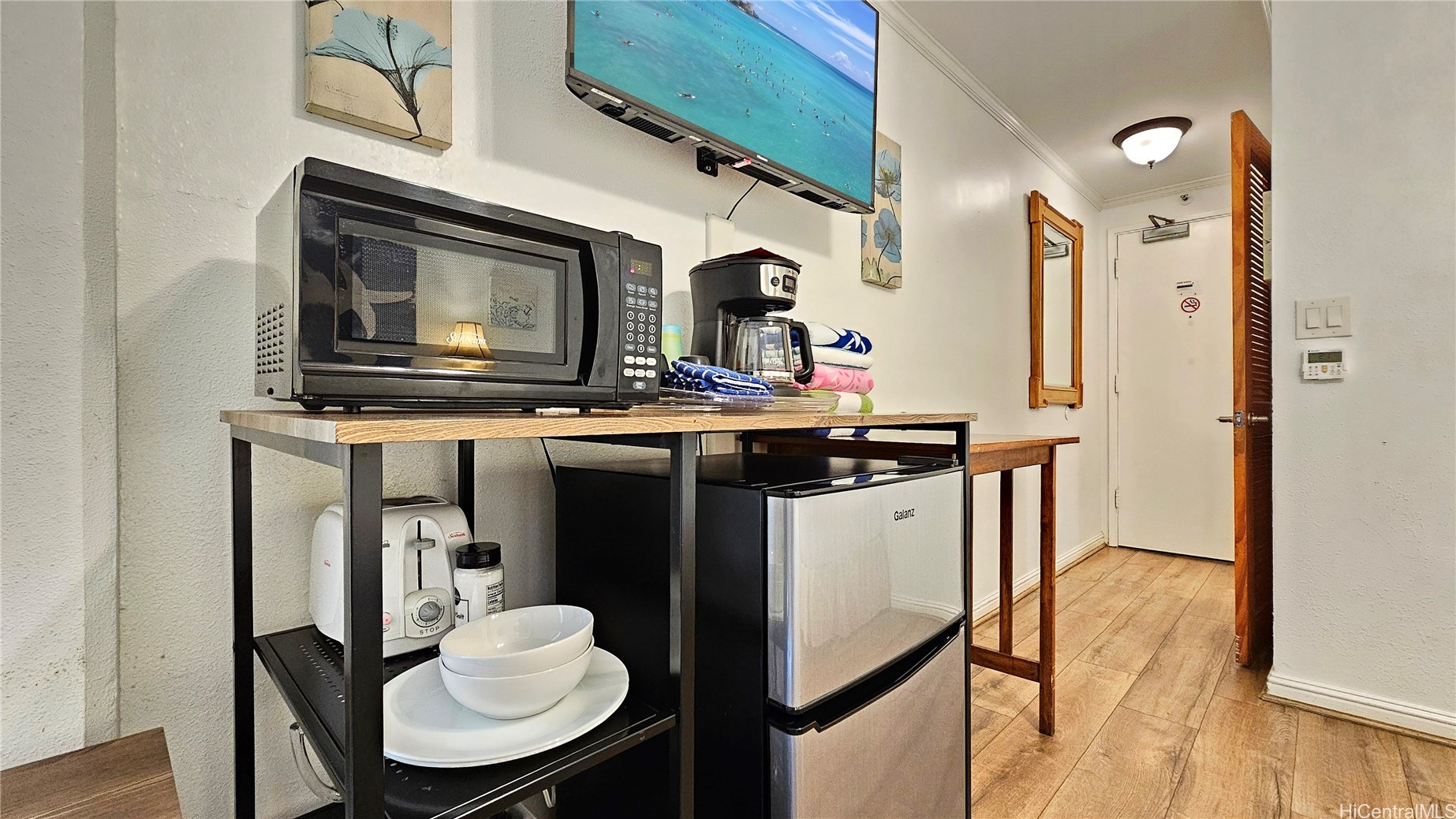 134 Kapahulu Avenue 802