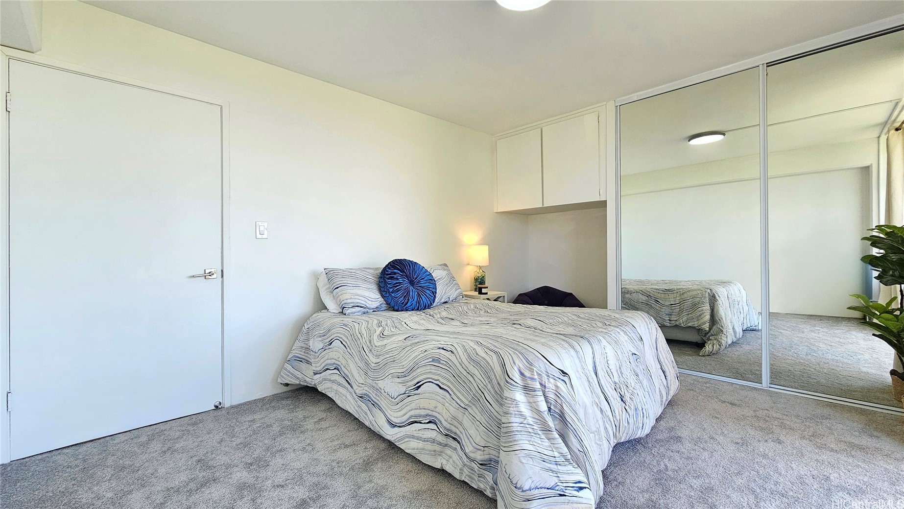 2115 Ala Wai Boulevard 804