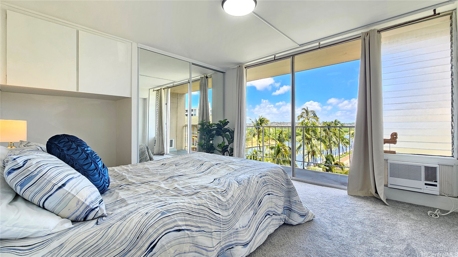 2115 Ala Wai Boulevard 804