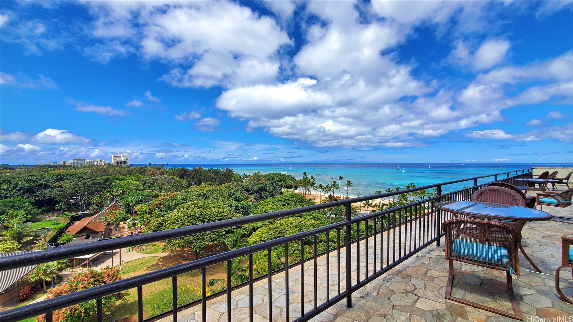 134 Kapahulu Avenue 801