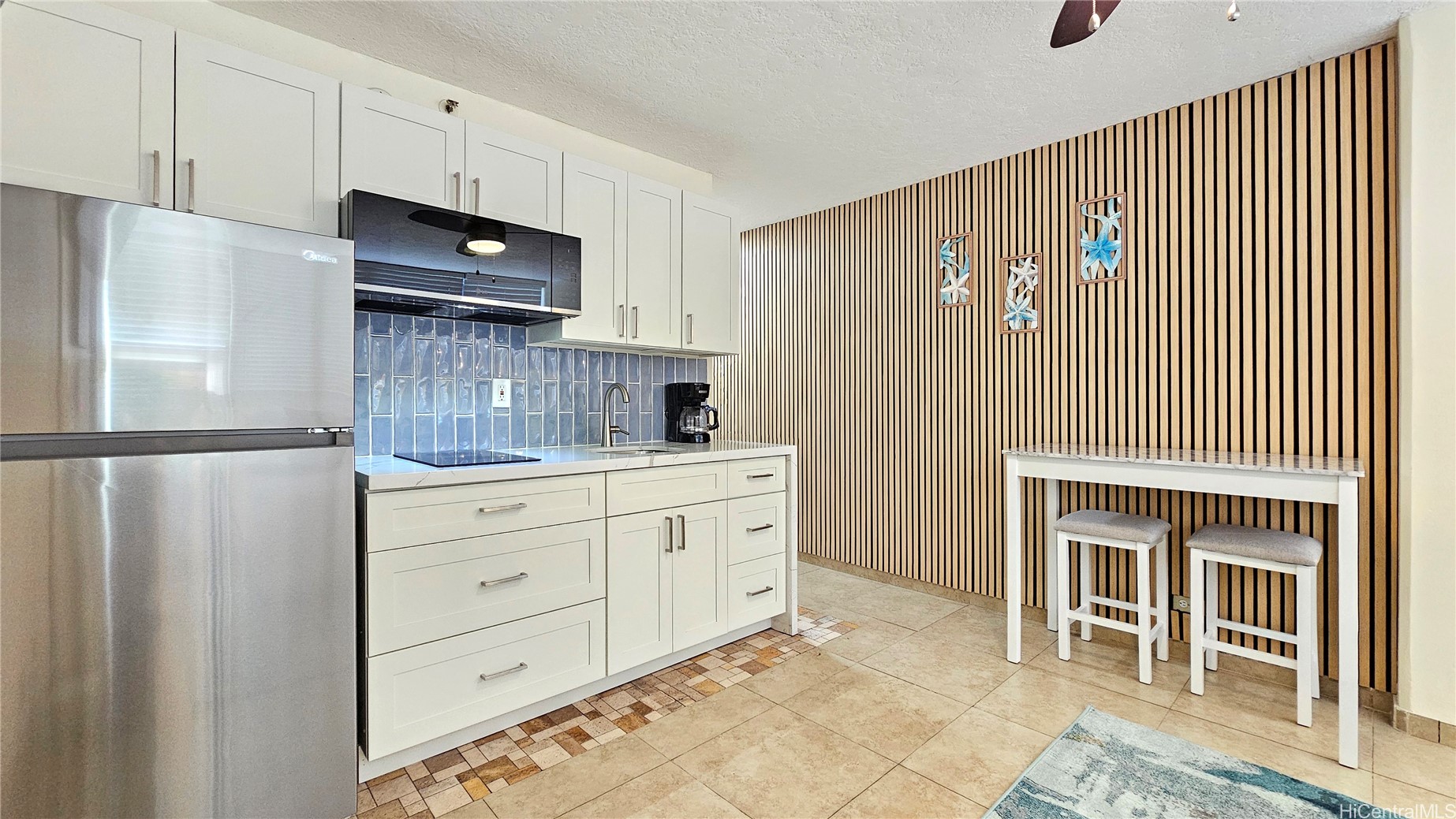 134 Kapahulu Avenue 801