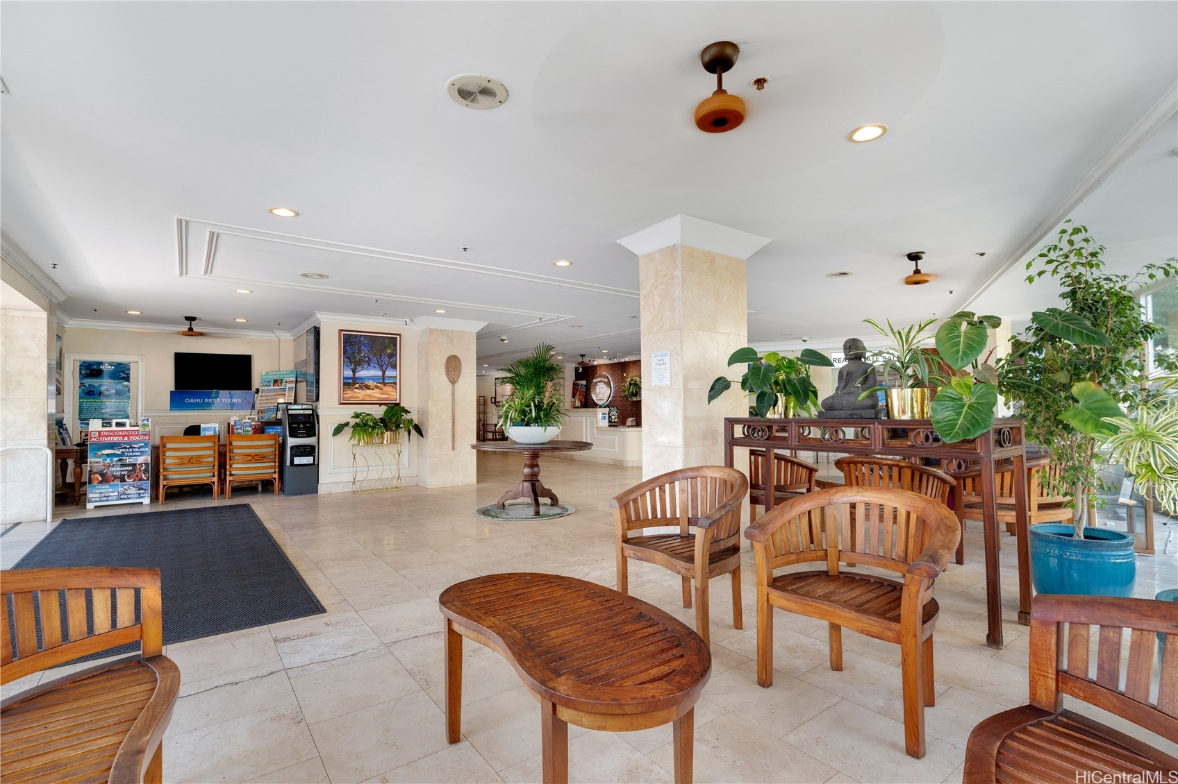 134 Kapahulu Avenue 801
