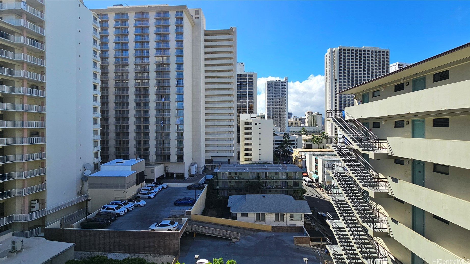 134 Kapahulu Avenue 802