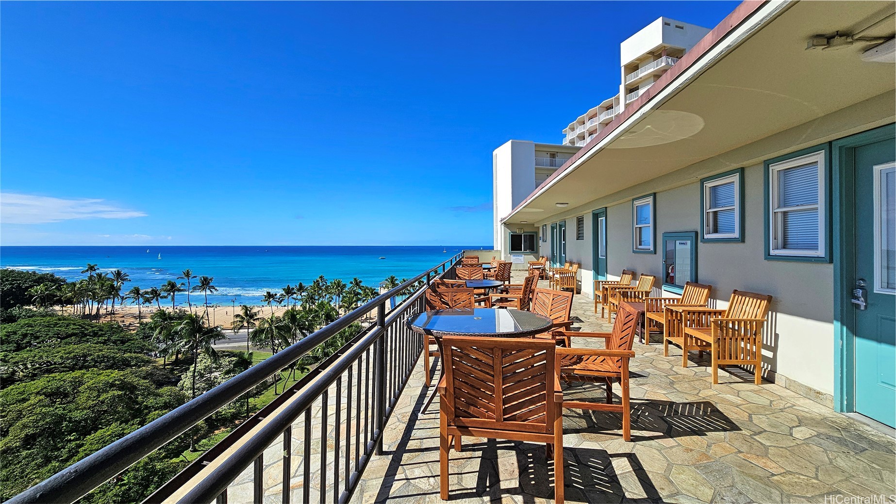134 Kapahulu Avenue 802