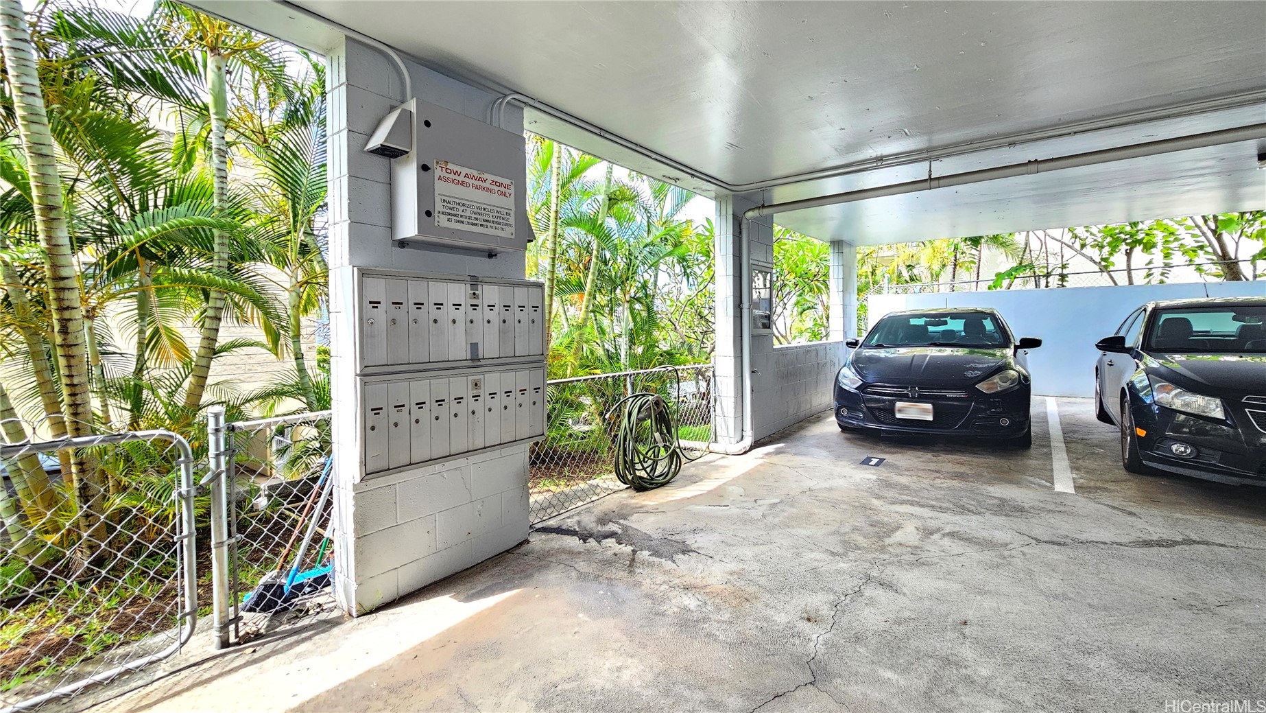 1025 Maunaihi Place 105