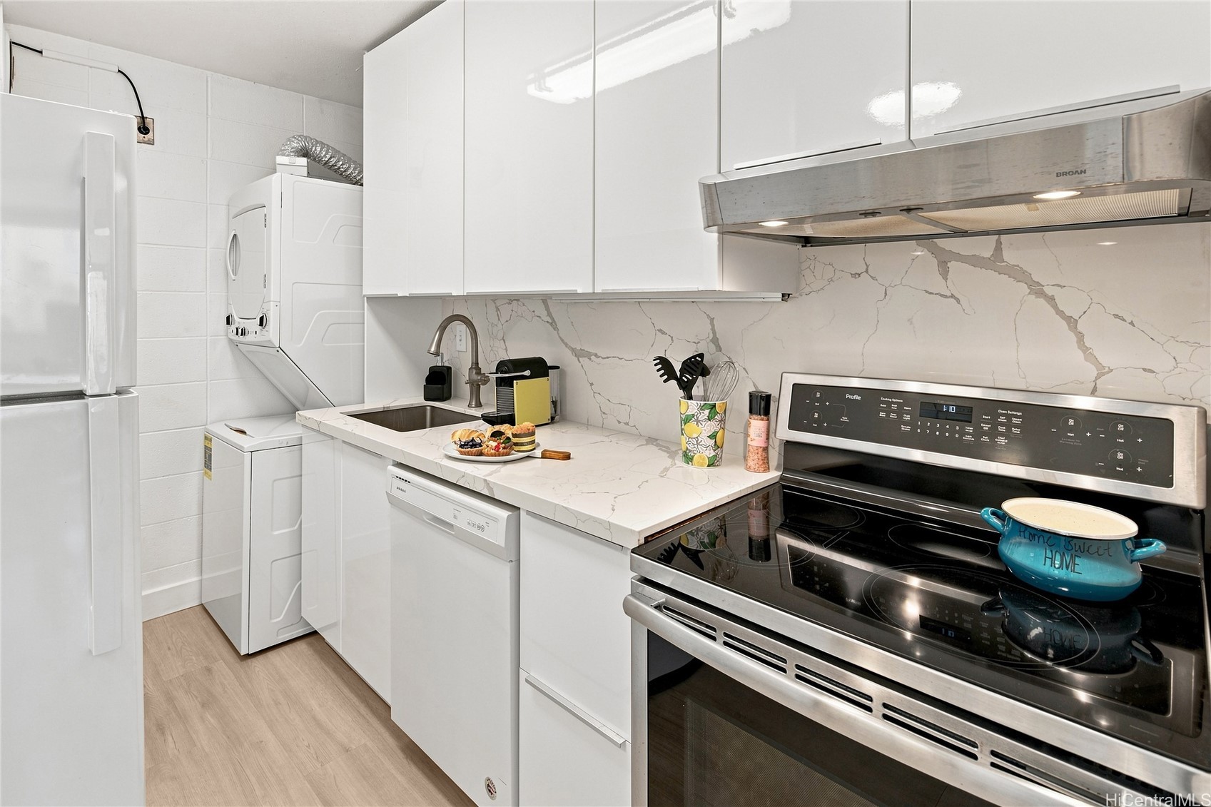 435 Seaside Avenue 701