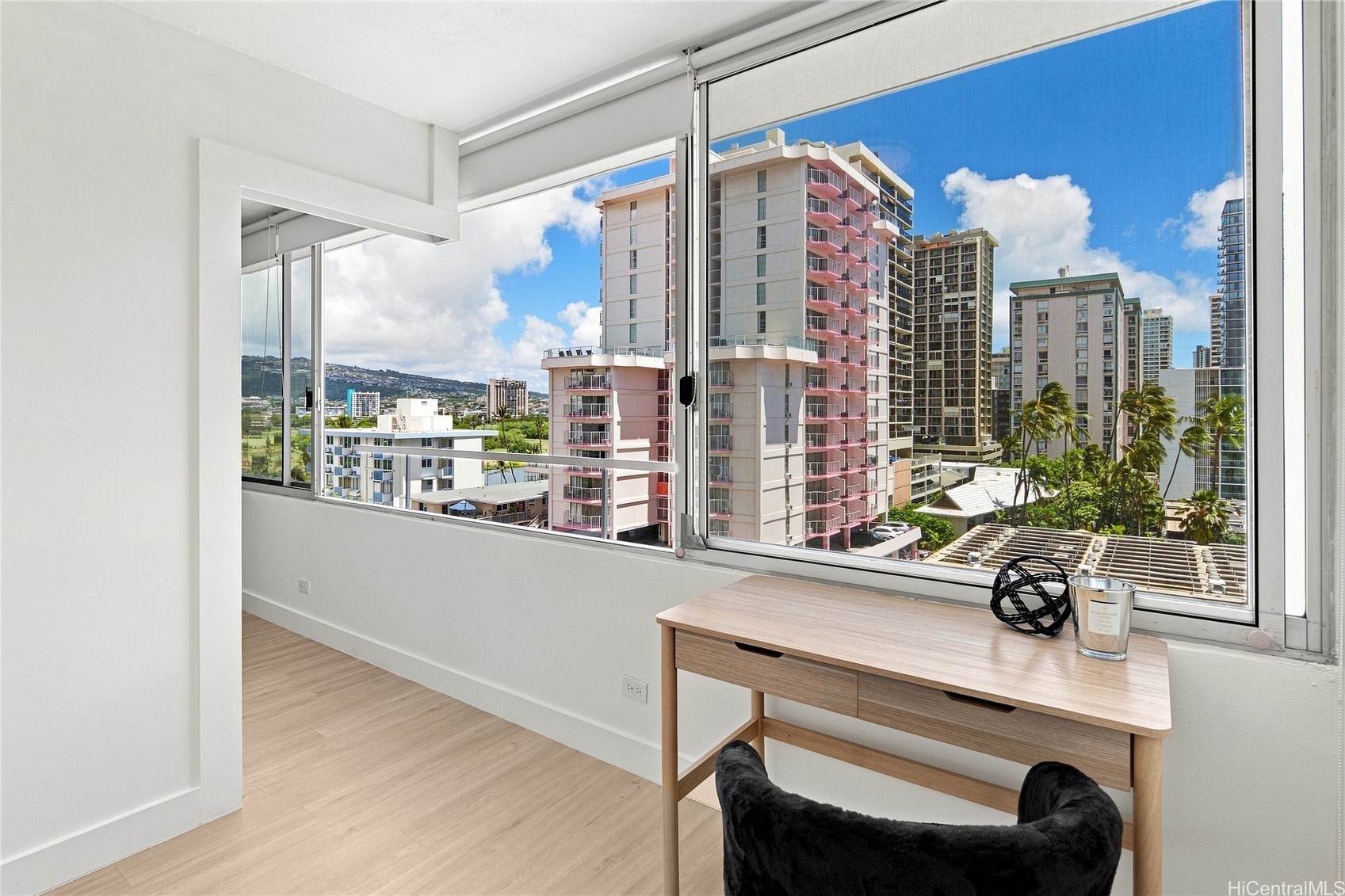 435 Seaside Avenue 701