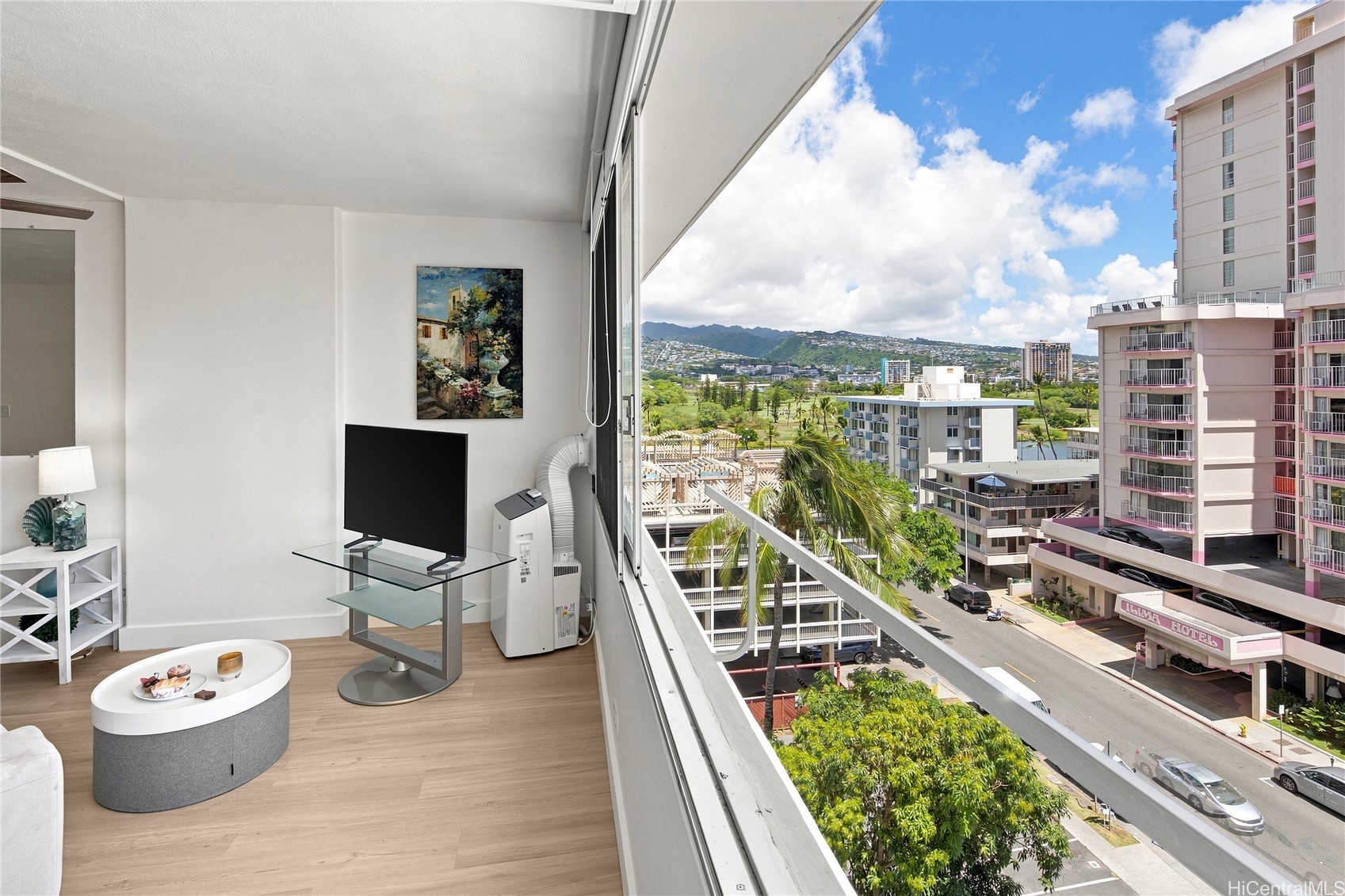 435 Seaside Avenue 701