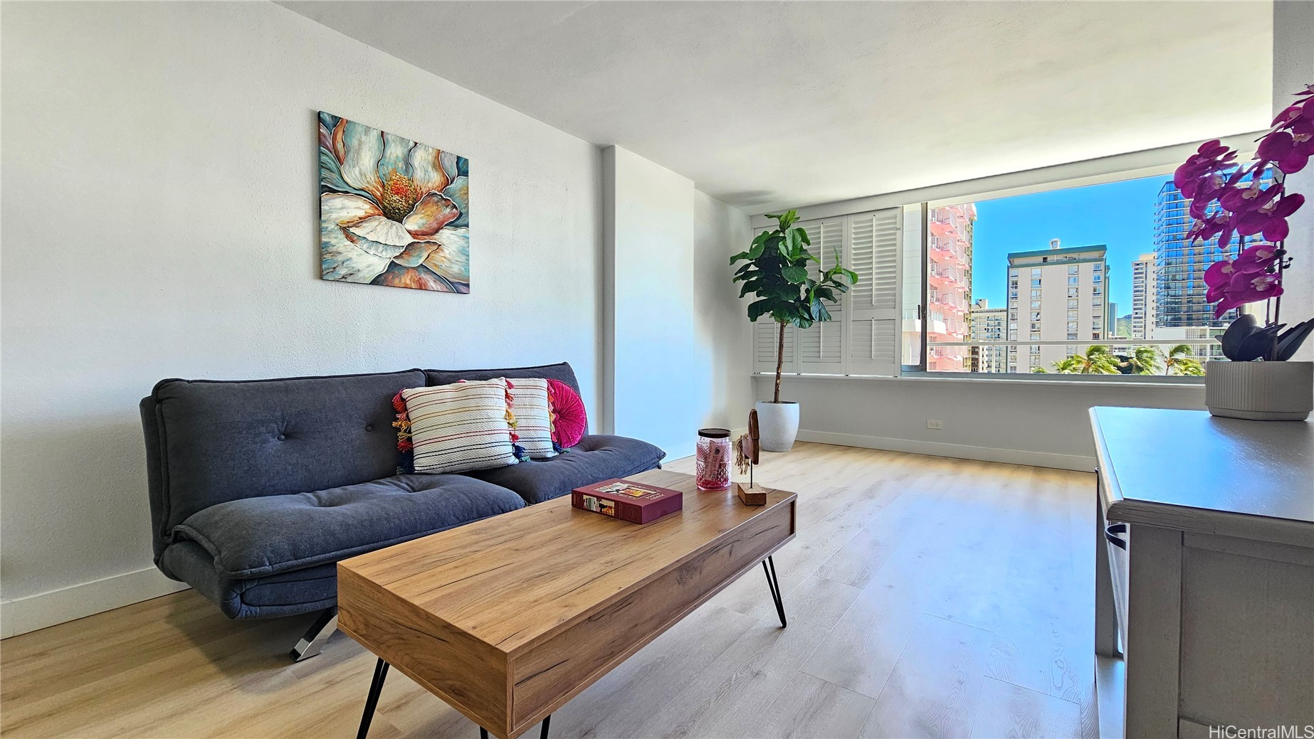 435 Seaside Avenue 805