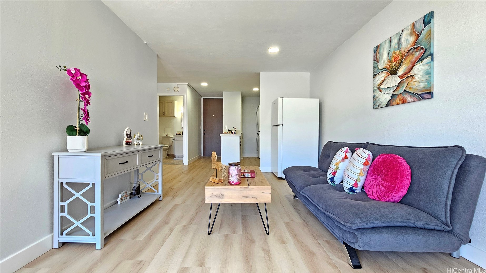 435 Seaside Avenue 805